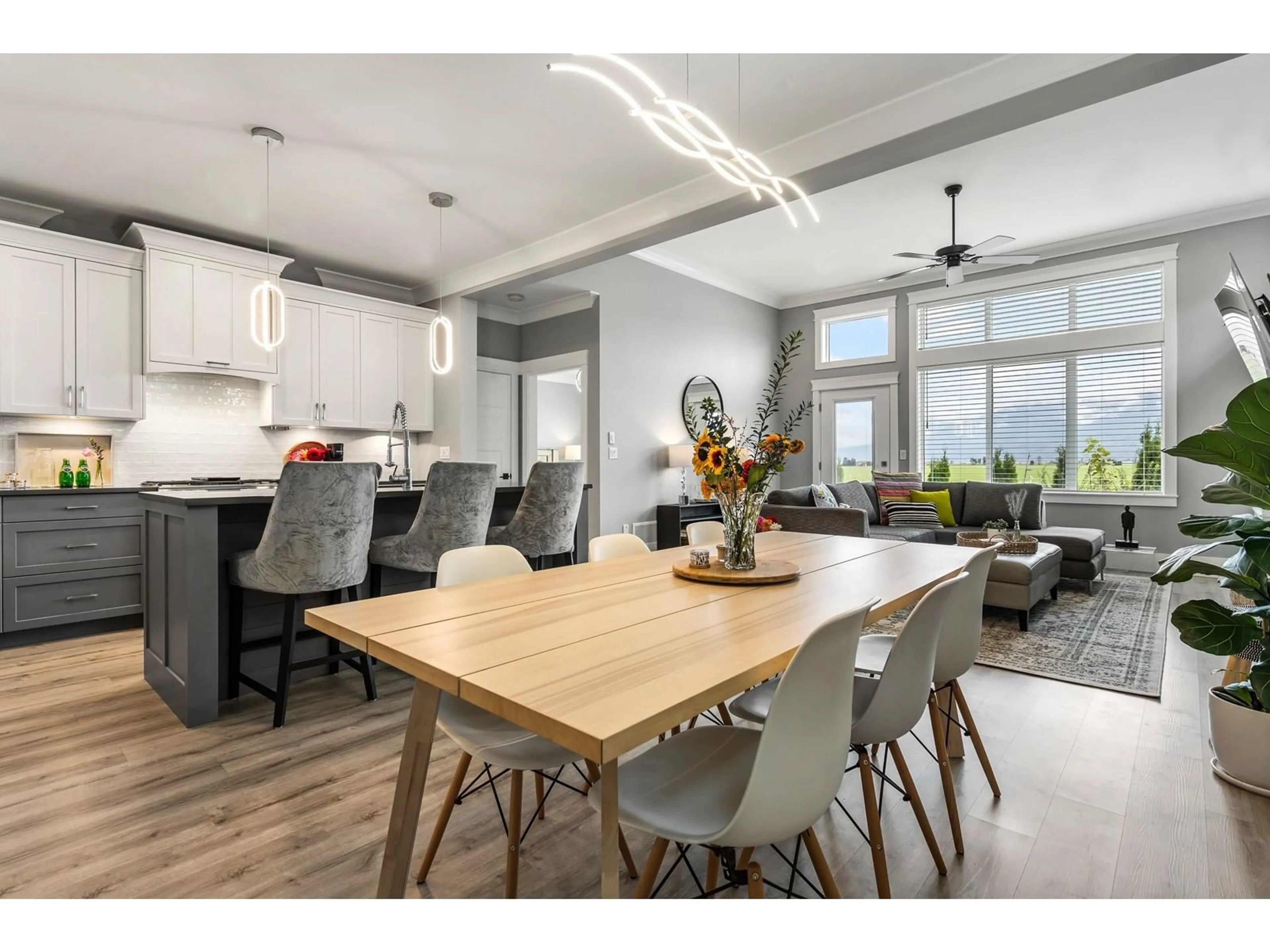 Open concept kitchen, unknown for 94 46213 HAK'WELES ROAD|Sardis East Vedd, Chilliwack British Columbia V4Z0E6