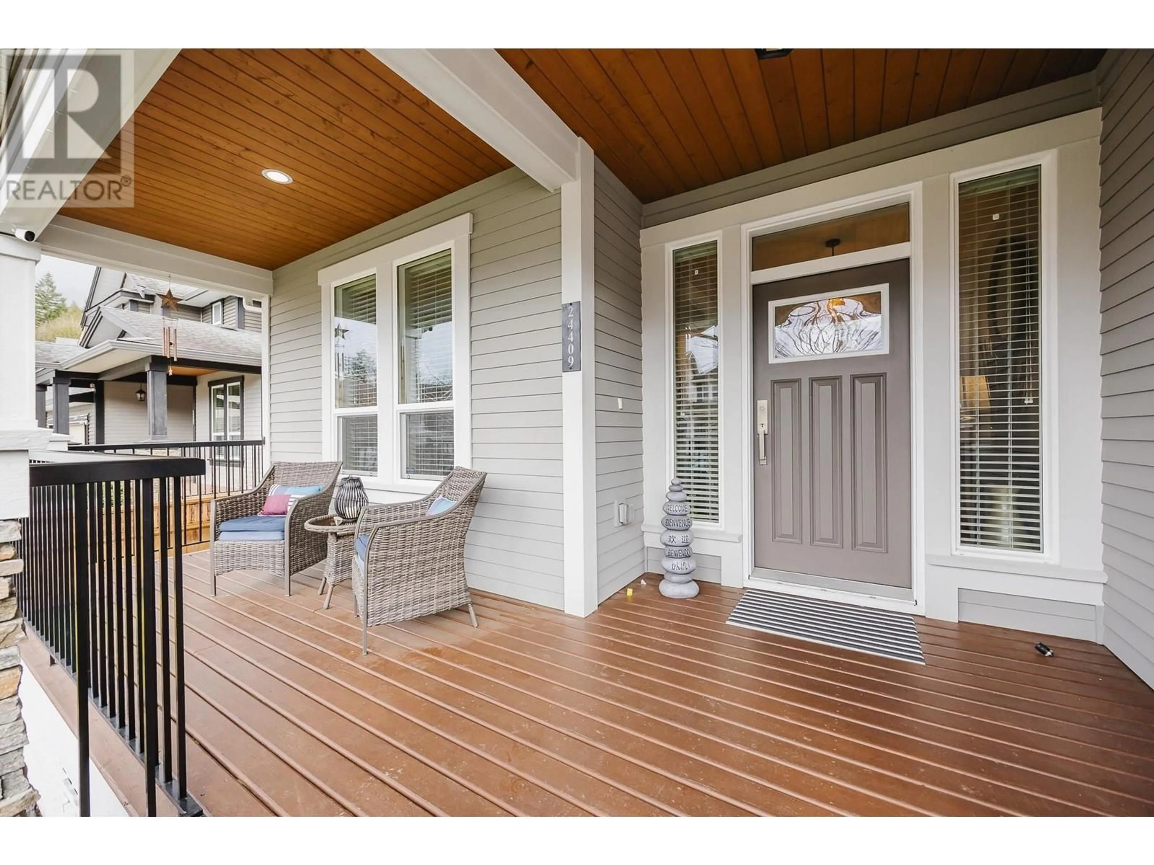 Indoor entryway for 24409 113A AVENUE, Maple Ridge British Columbia V2W0H4