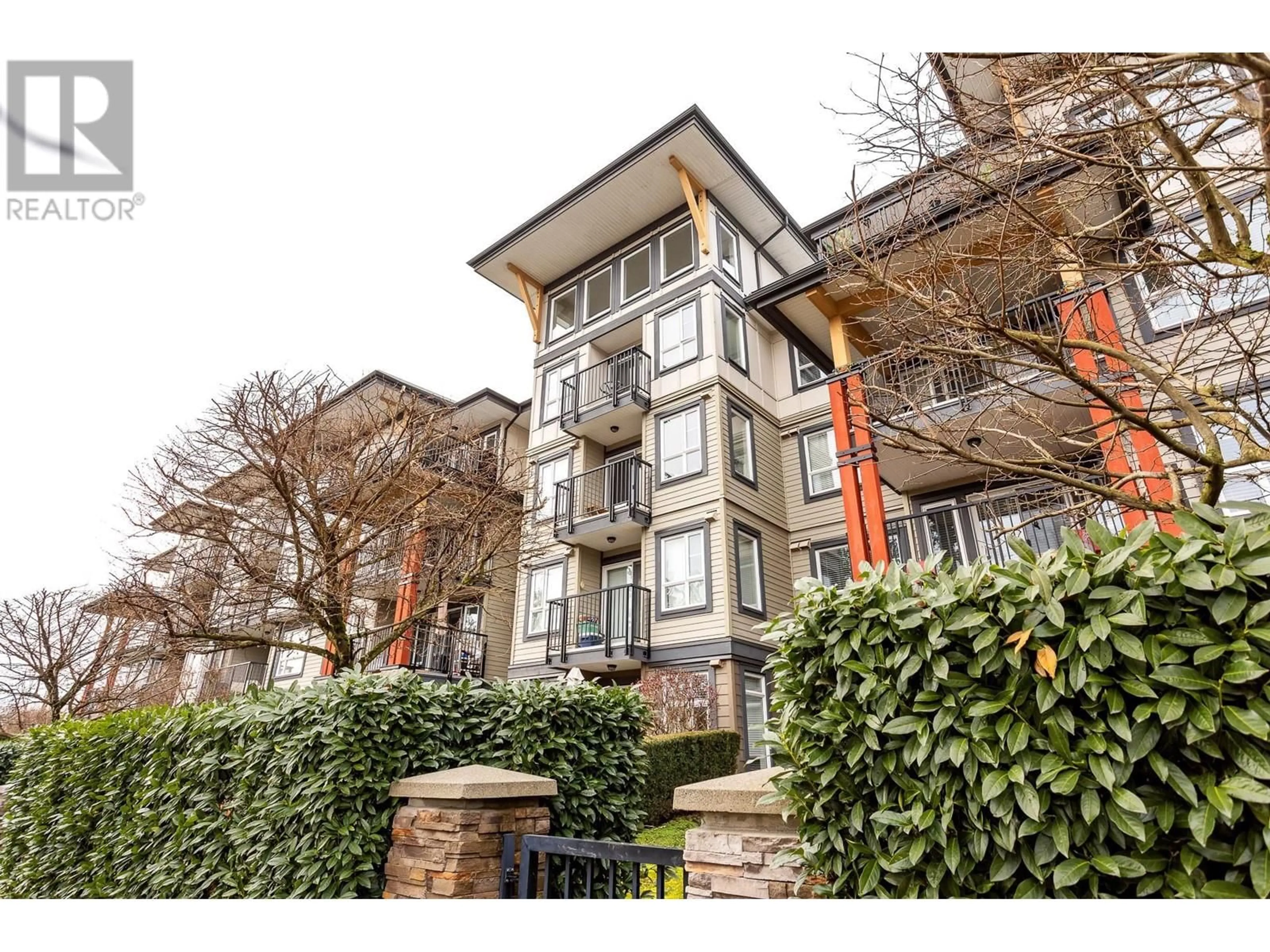 Indoor foyer for 315 - 12075 EDGE STREET, Maple Ridge British Columbia V2X9E6