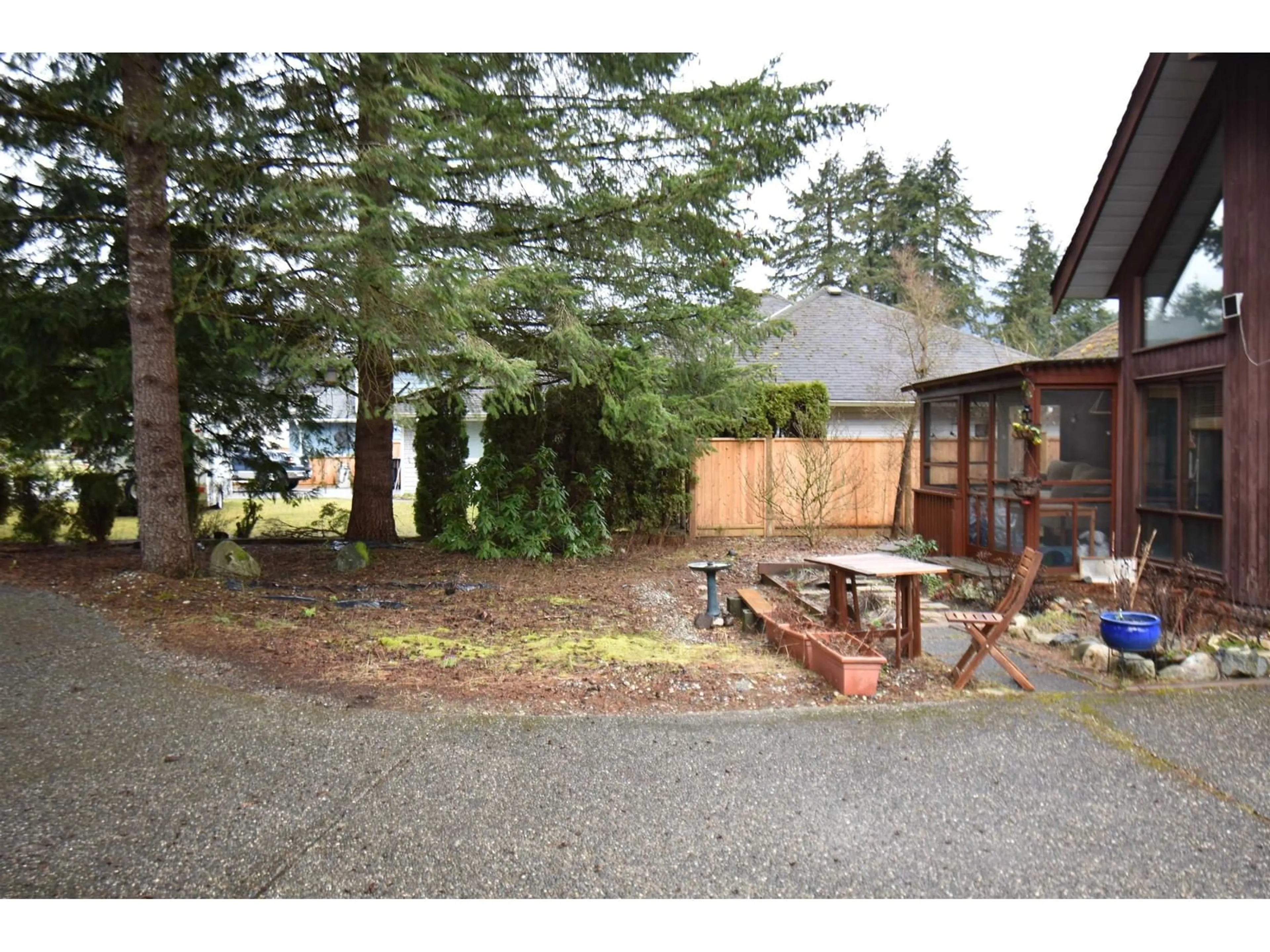 A pic from outside/outdoor area/front of a property/back of a property/a pic from drone, unknown for 65674 GARDNER DRIVE, Hope British Columbia V0X1L1