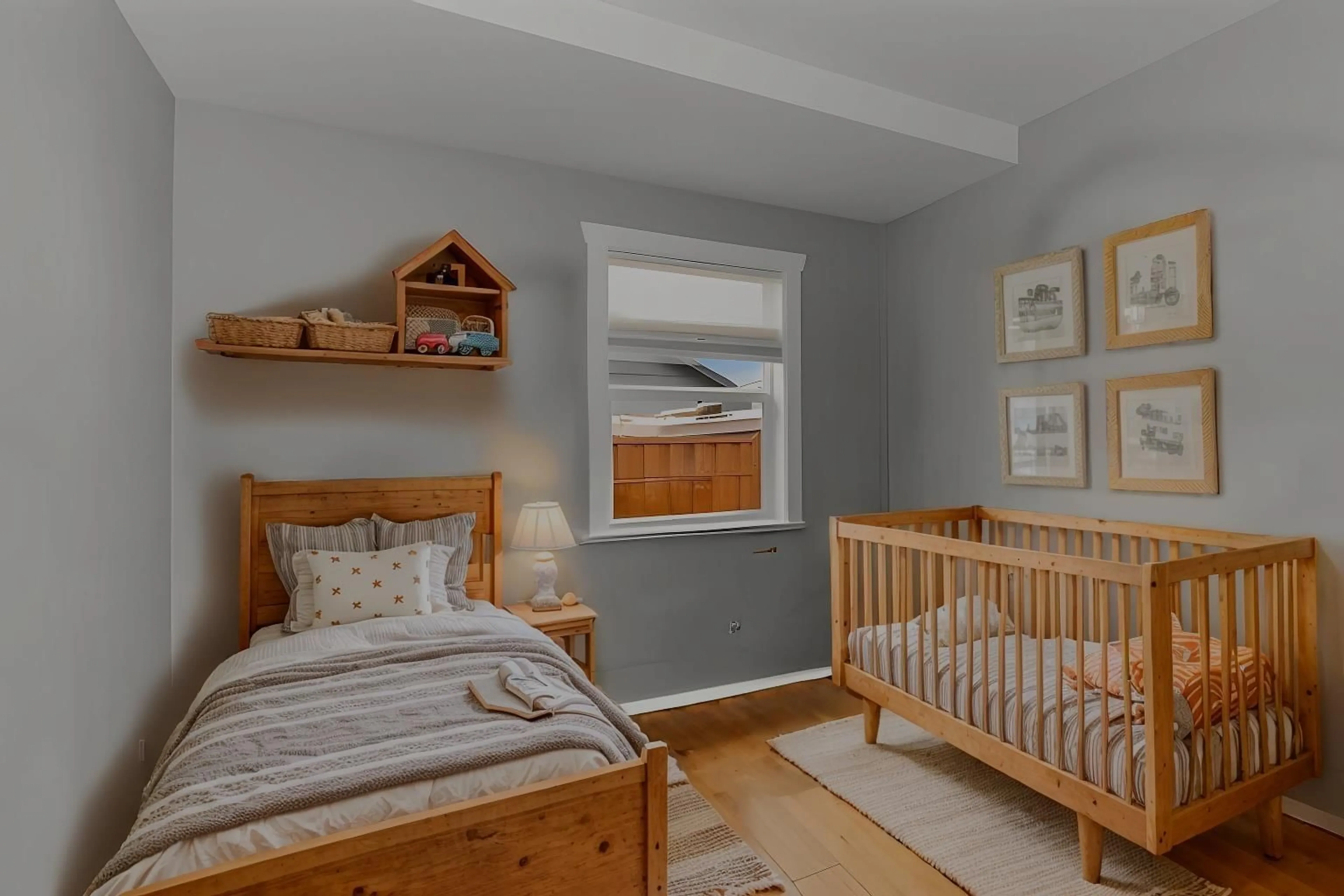 Bedroom with bed, wood/laminate floor for 41932 KIRK AVENUE, Chilliwack British Columbia V2R5E8