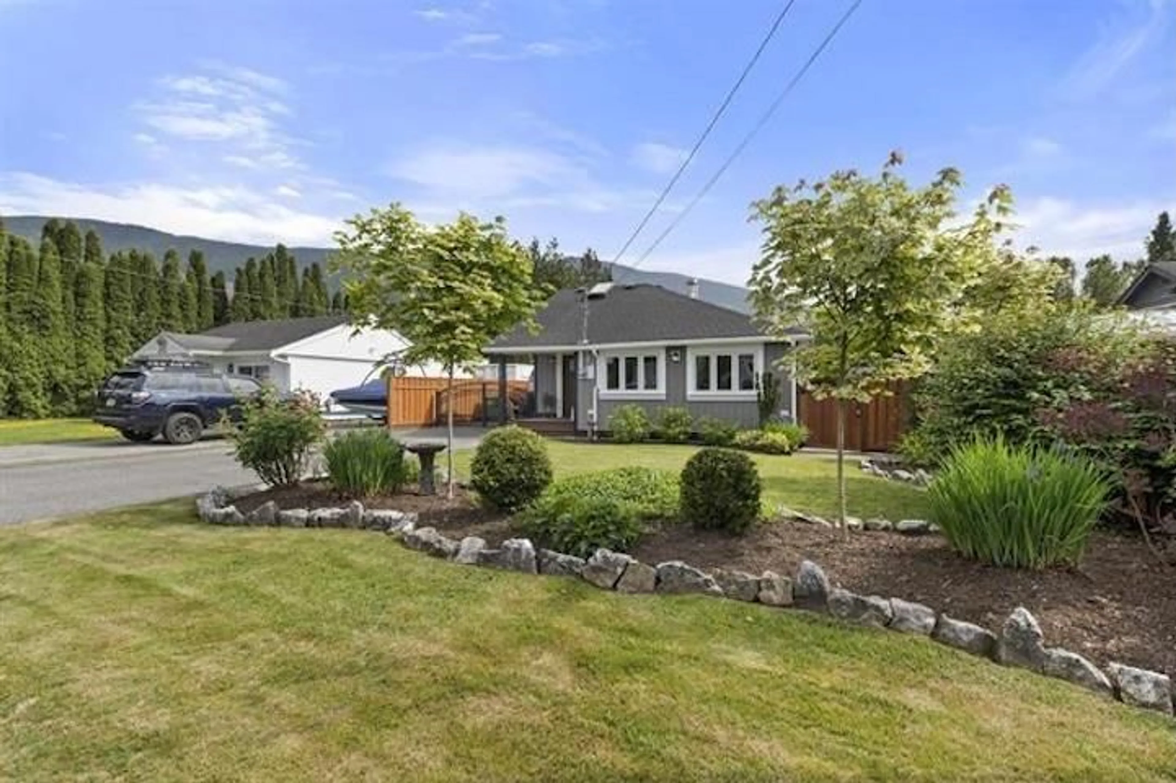 A pic from outside/outdoor area/front of a property/back of a property/a pic from drone, mountain view for 41932 KIRK AVENUE|Yarrow, Yarrow British Columbia V2R5E8