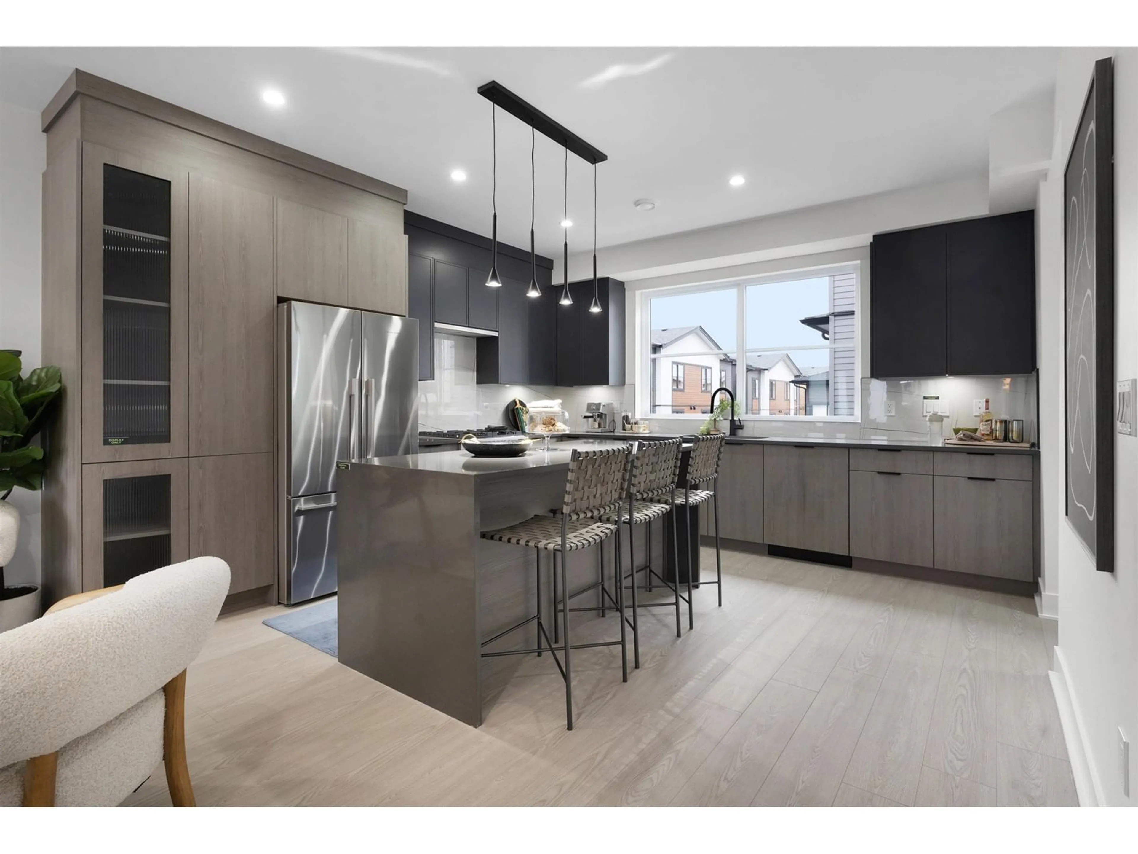 Contemporary kitchen, unknown for 95 7895 162 STREET, Surrey British Columbia V4N6X9