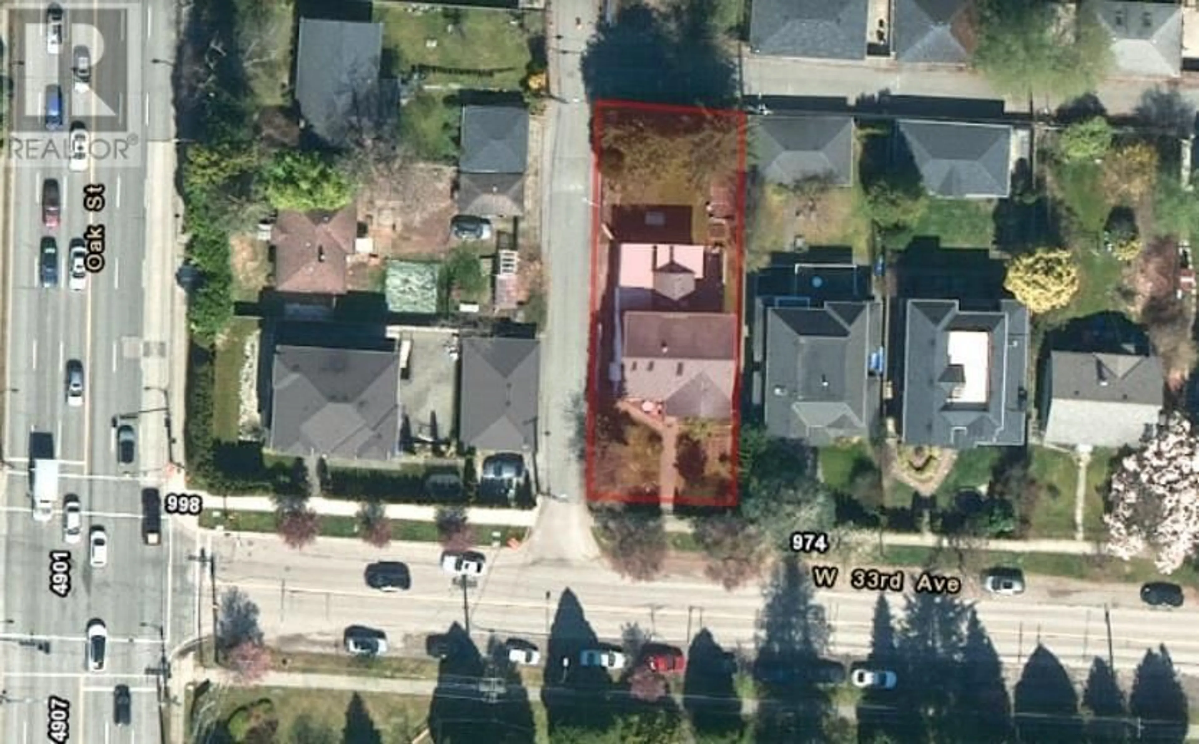 A pic from outside/outdoor area/front of a property/back of a property/a pic from drone, street for 985 W 33RD AVENUE, Vancouver British Columbia V5Z2K6