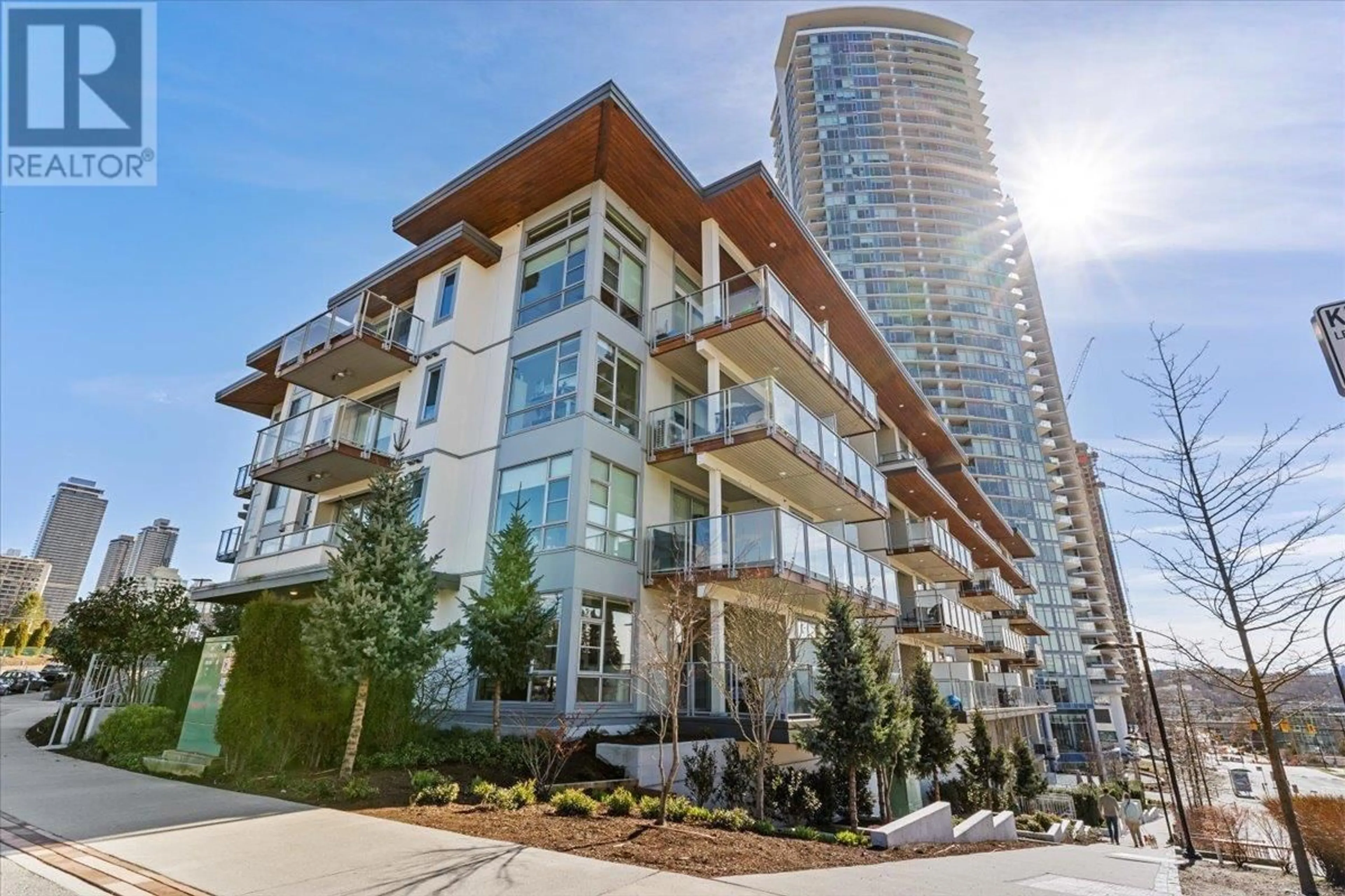 Patio, unknown for 108 - 1728 GILMORE AVENUE, Burnaby British Columbia V5C0L3