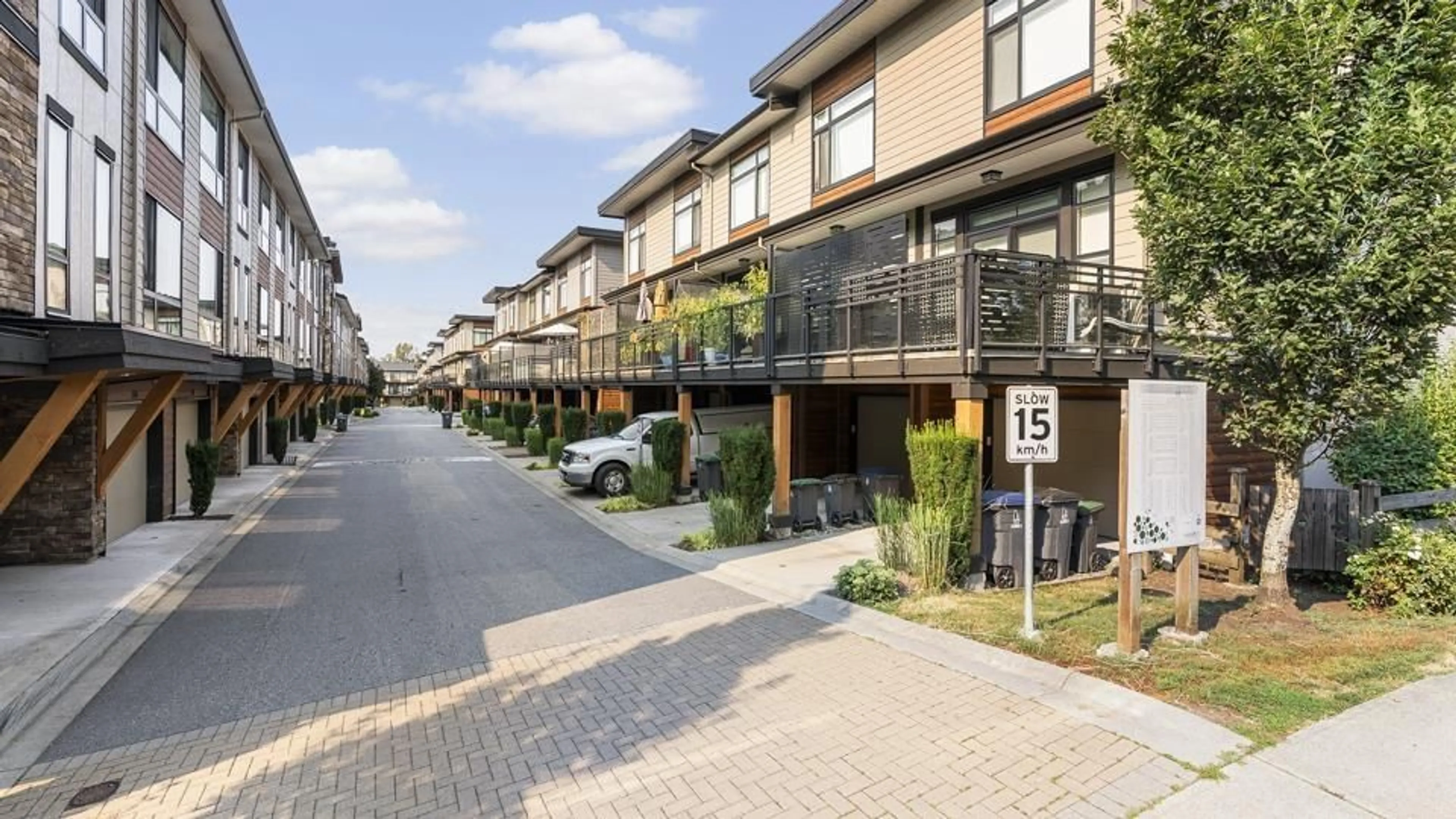 Patio, street for 104 - 16488 64, Surrey British Columbia V3S6X6