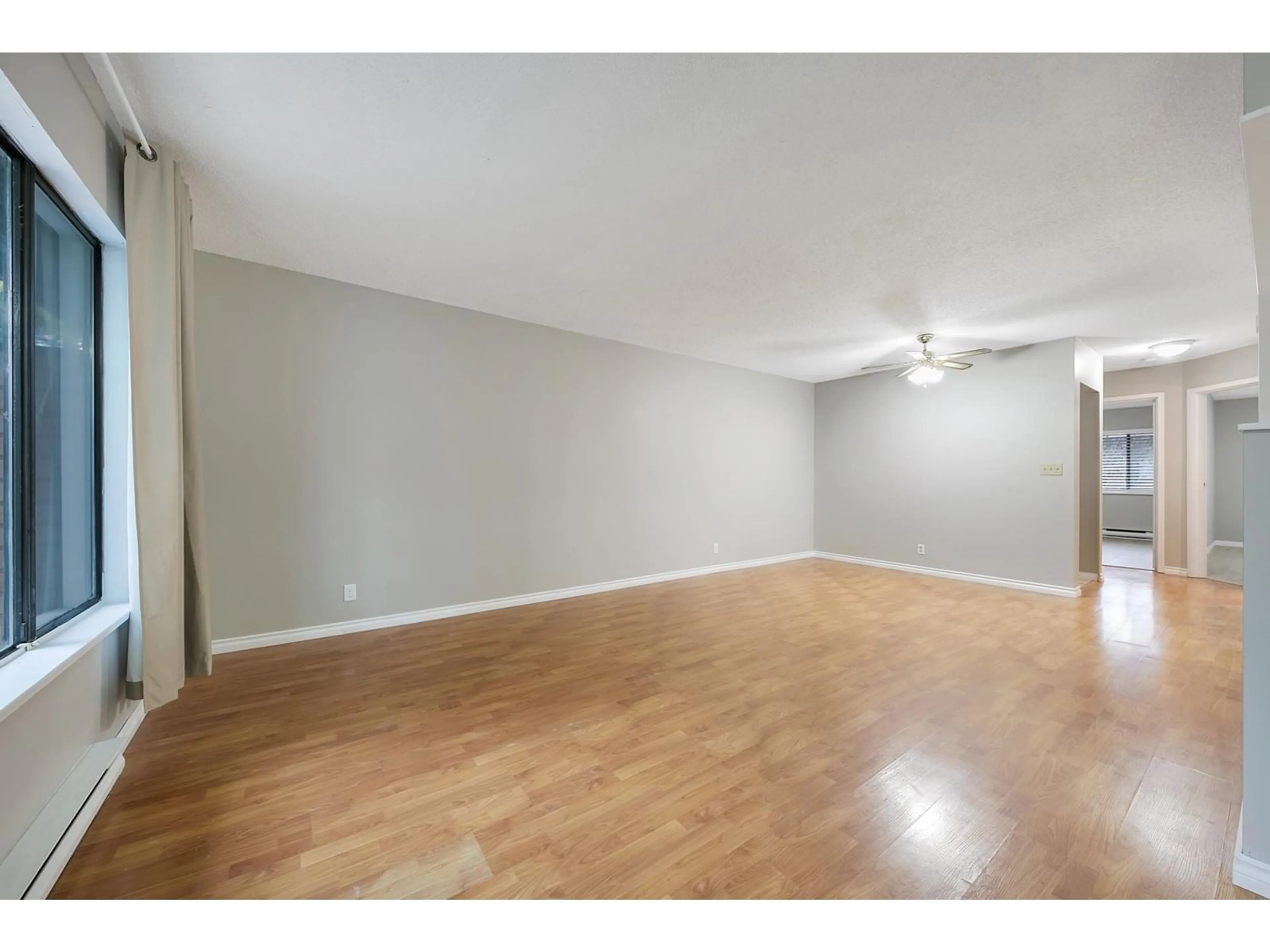 A pic of a room for 2315 10620 150 STREET, Surrey British Columbia V3R7K3