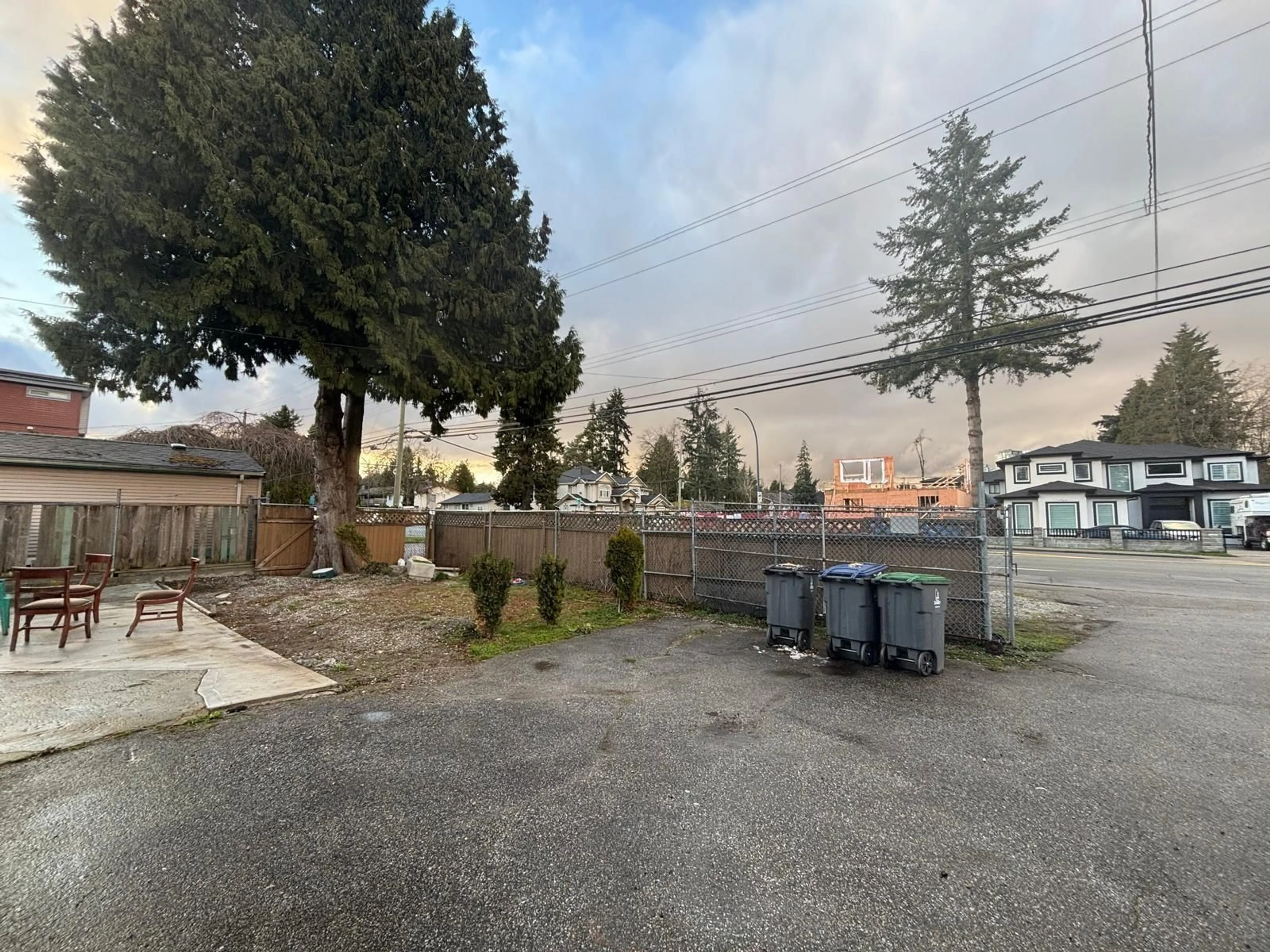 A pic from outside/outdoor area/front of a property/back of a property/a pic from drone, street for 13370 96 AVENUE, Surrey British Columbia V3V1Y4