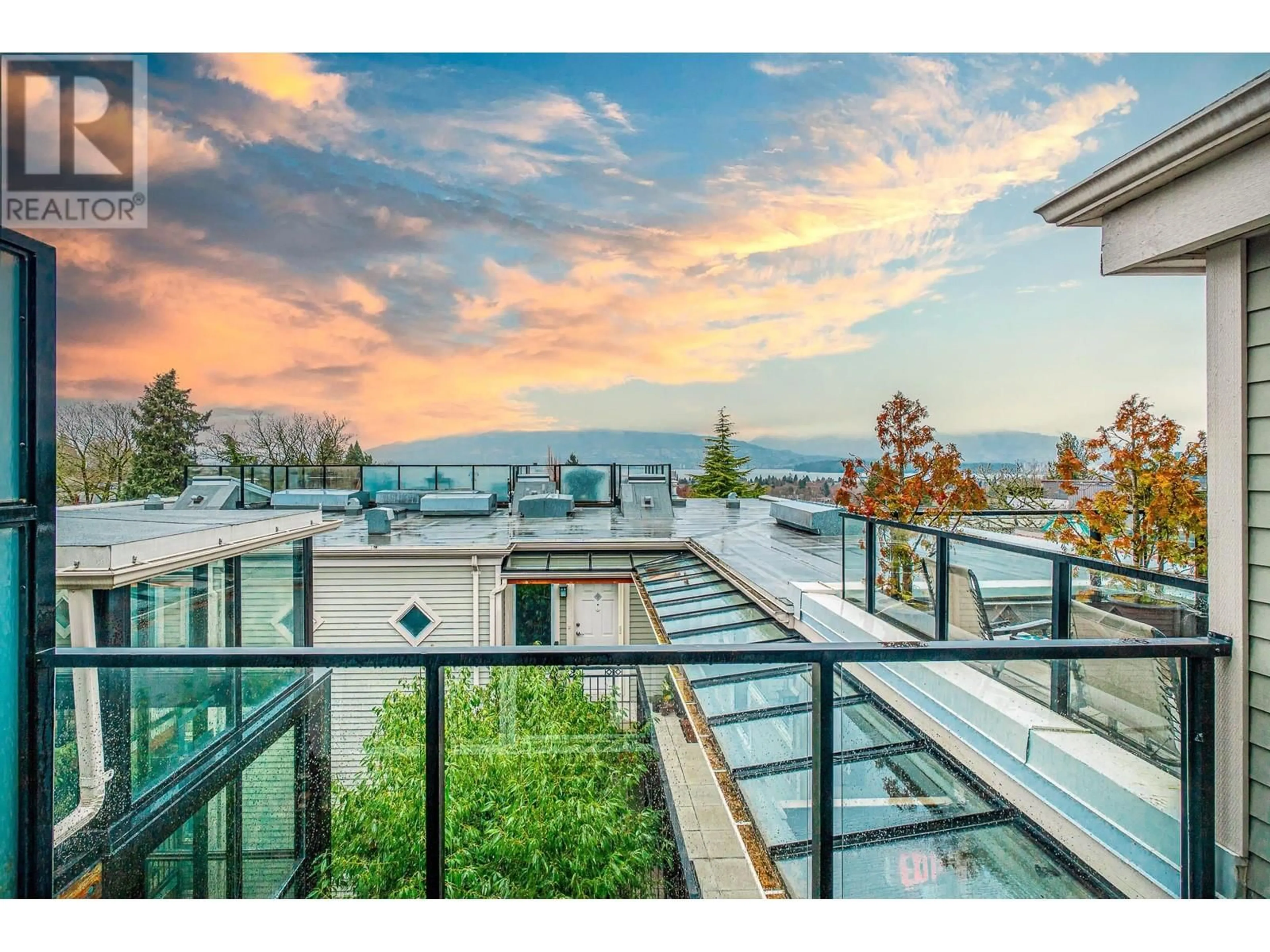 Patio, mountain view for 408 3637 W 17TH AVENUE, Vancouver British Columbia V6S1A3