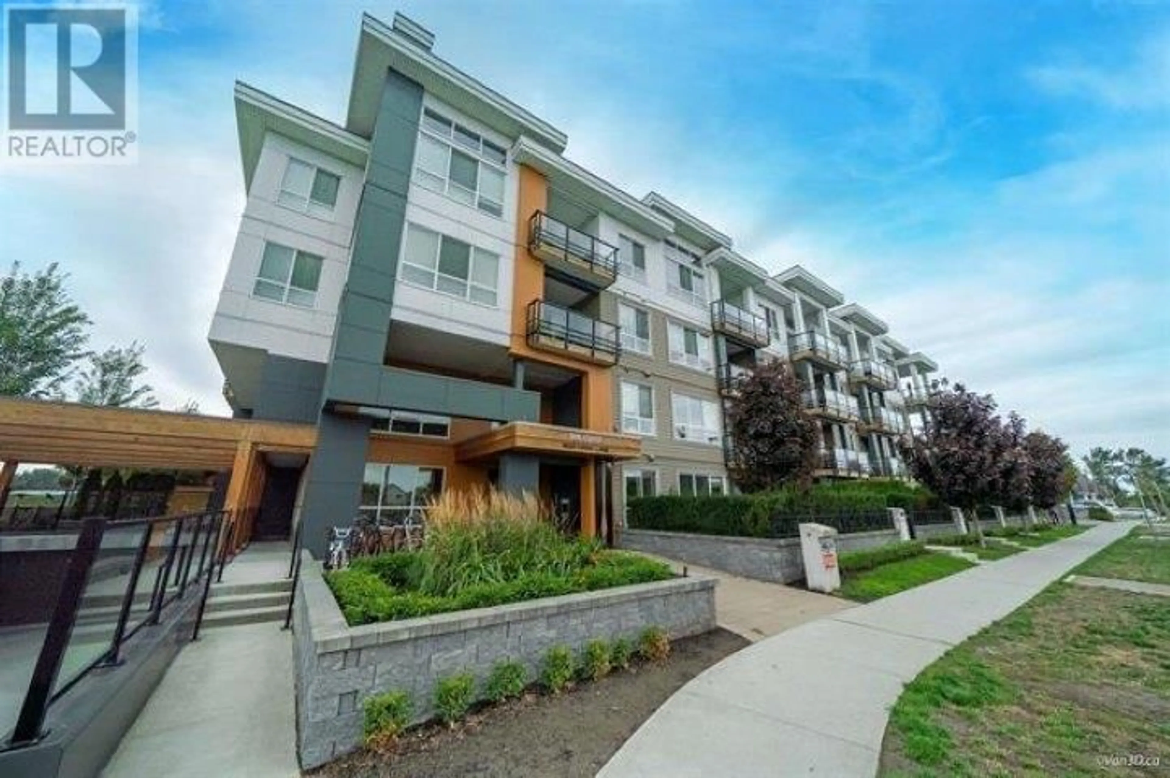 Patio, unknown for 424 - 4690 HAWK LANE, Delta British Columbia V4M0C4
