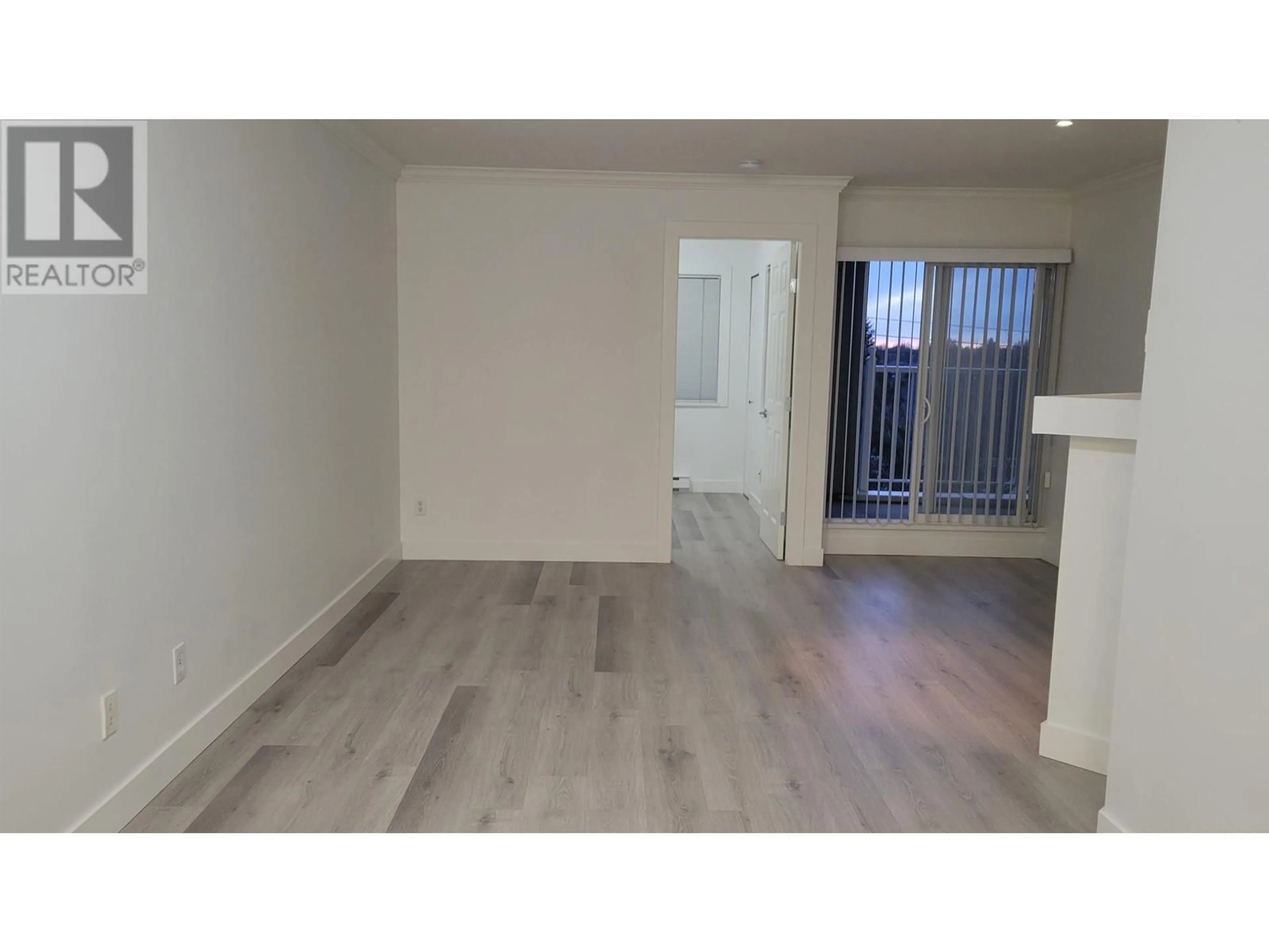 A pic of a room for 307 - 1988 49TH AVENUE, Vancouver British Columbia V5P1T3