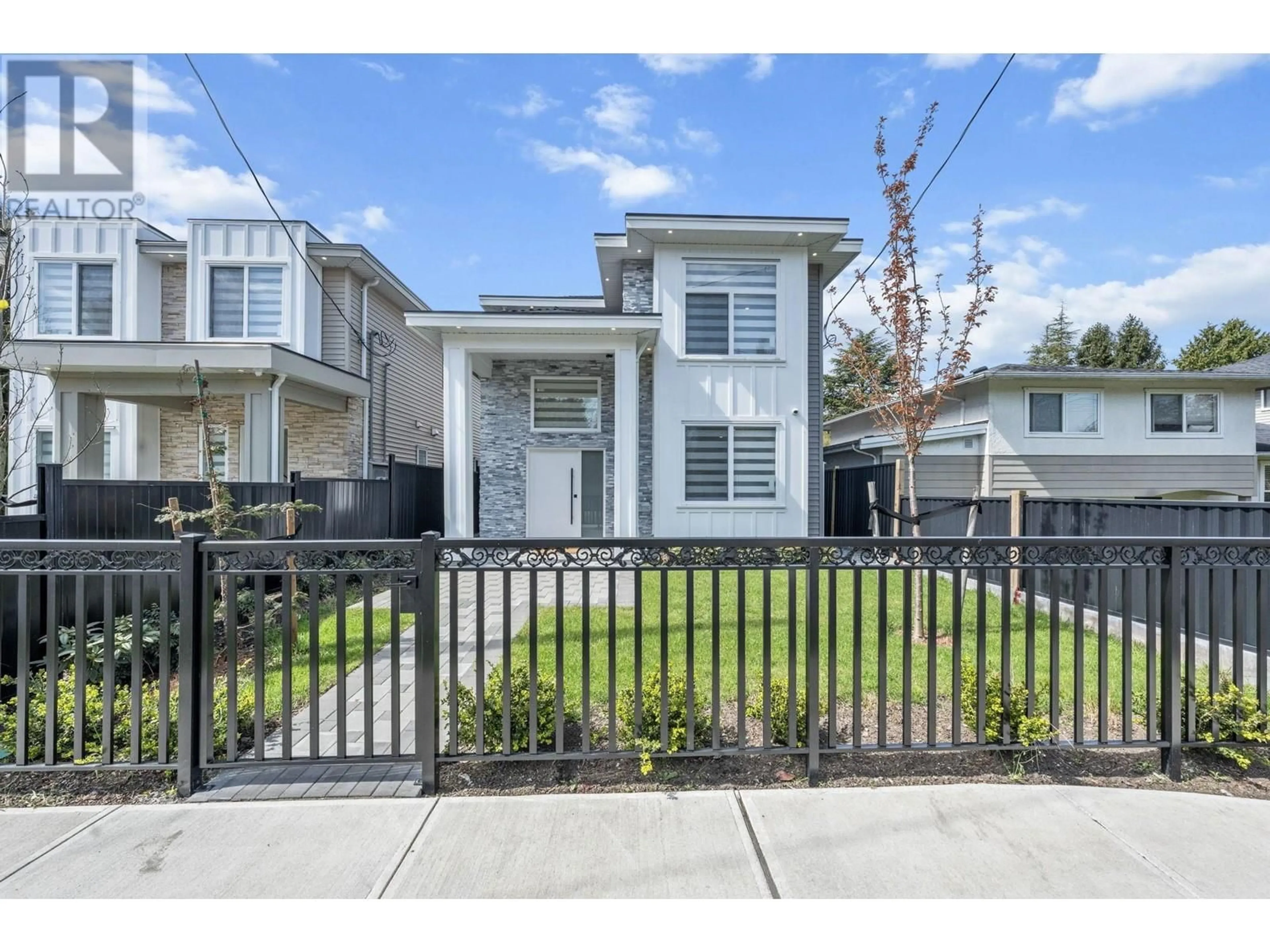 A pic from outside/outdoor area/front of a property/back of a property/a pic from drone, street for 10655 NO. 1 ROAD, Richmond British Columbia V7E2E8
