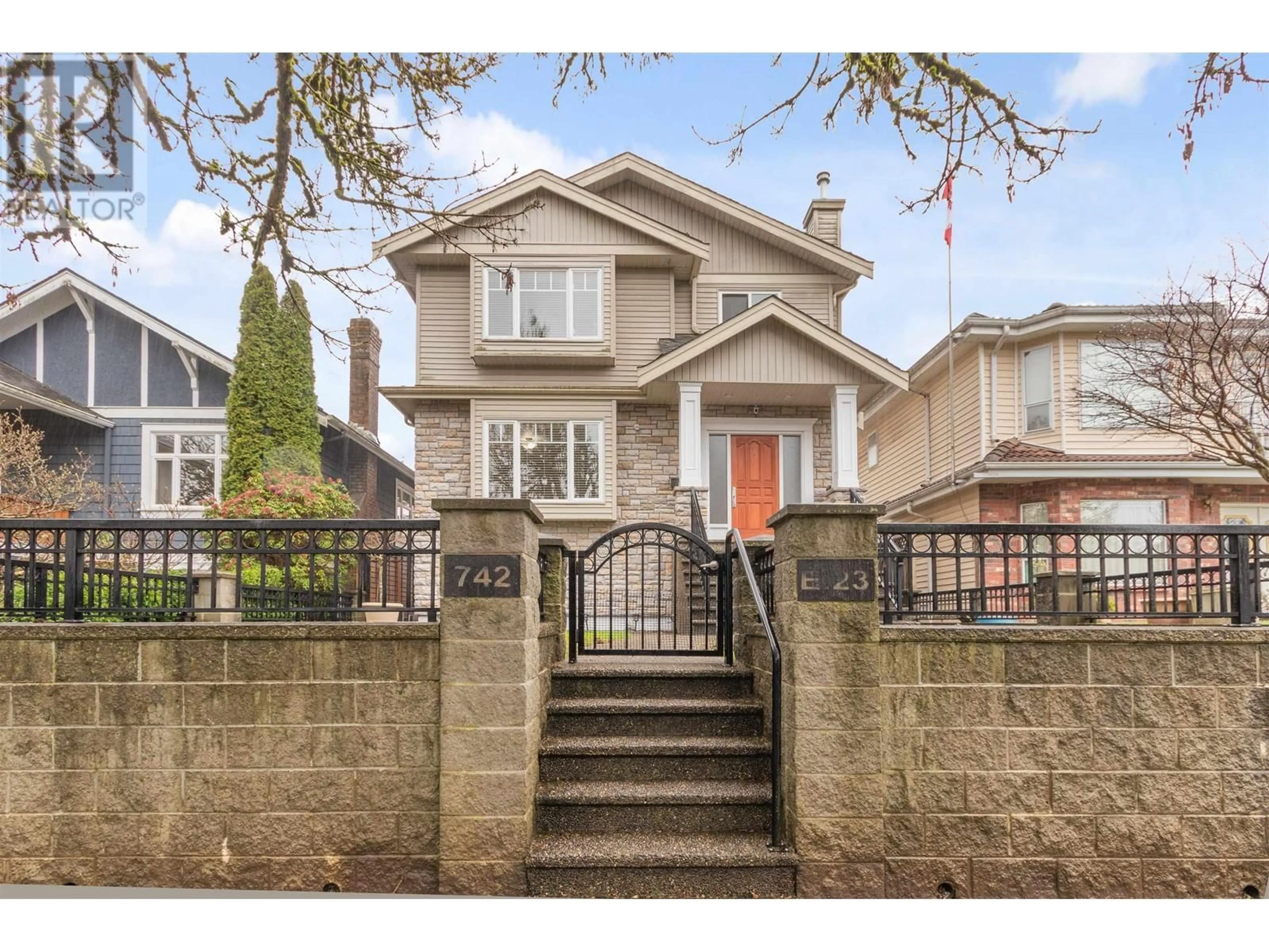 Home with brick exterior material, street for 742 E 23RD AVENUE, Vancouver British Columbia V5V1Y1