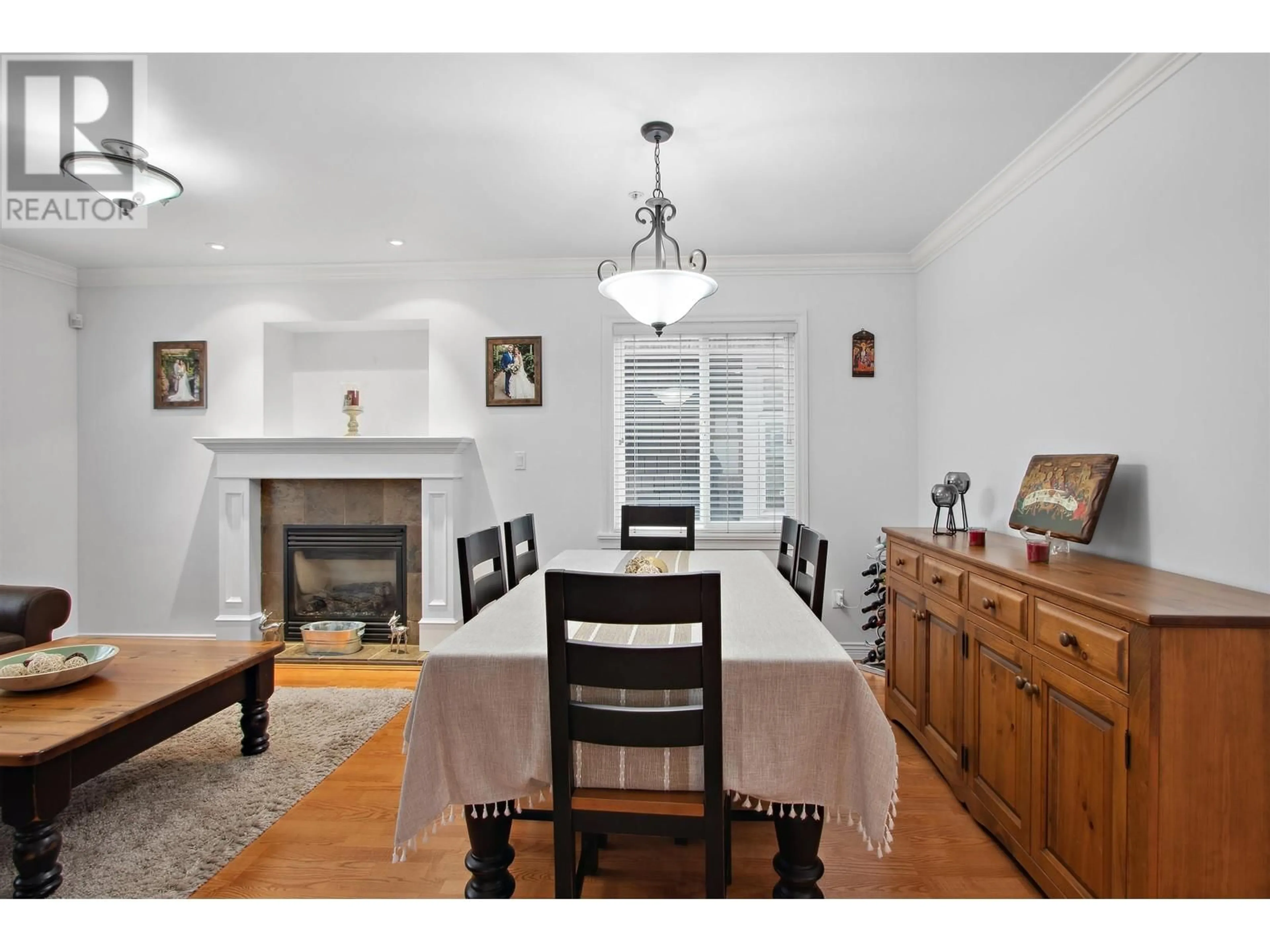 Dining room, wood/laminate floor for 742 E 23RD AVENUE, Vancouver British Columbia V5V1Y1