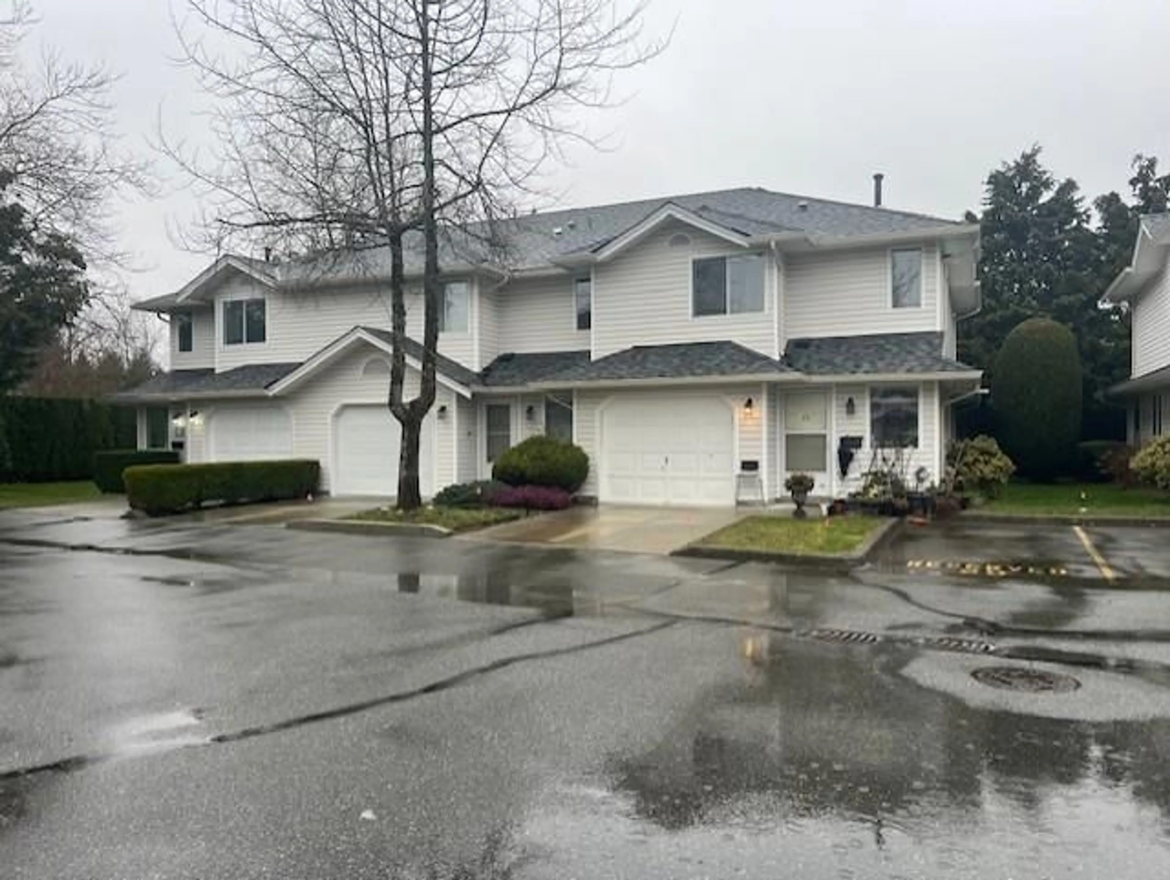 A pic from outside/outdoor area/front of a property/back of a property/a pic from drone, street for 27 - 10130 155, Surrey British Columbia V3R0R6