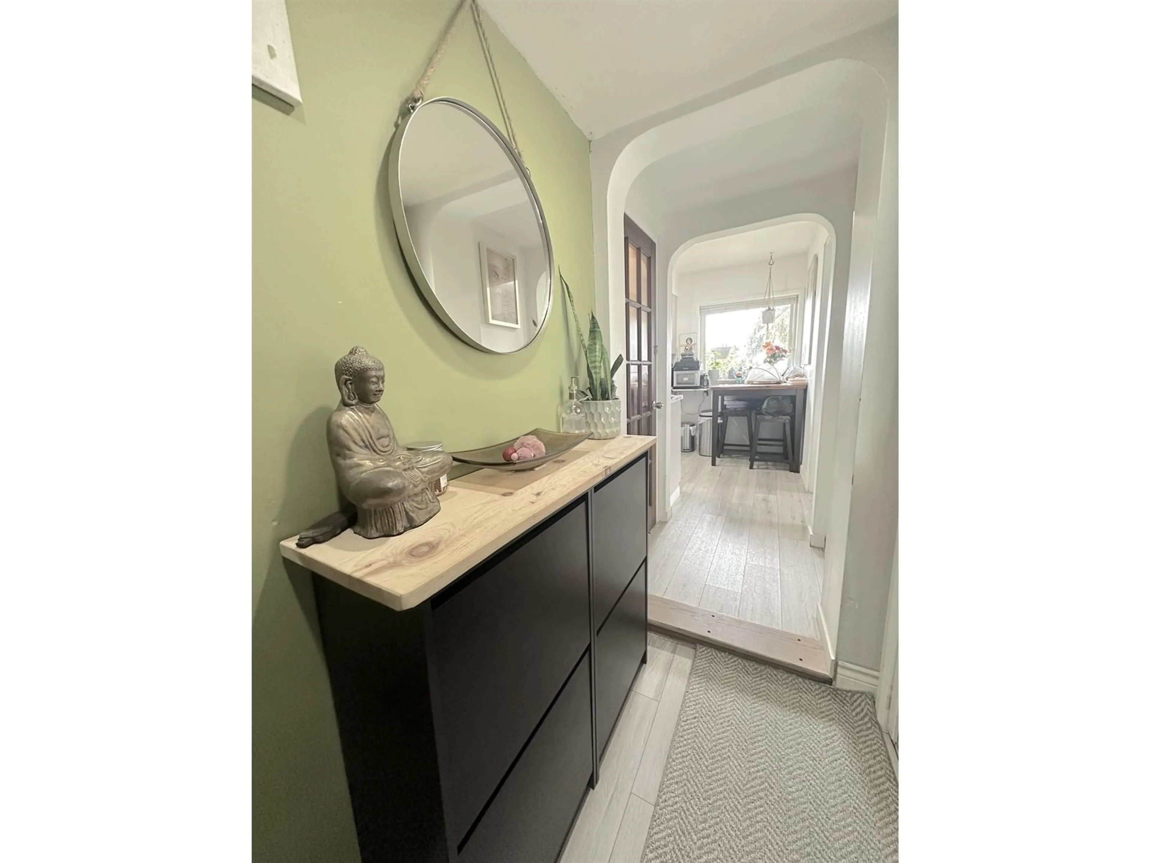 Indoor entryway for 8621 ARPE, Delta British Columbia V4C3Y1