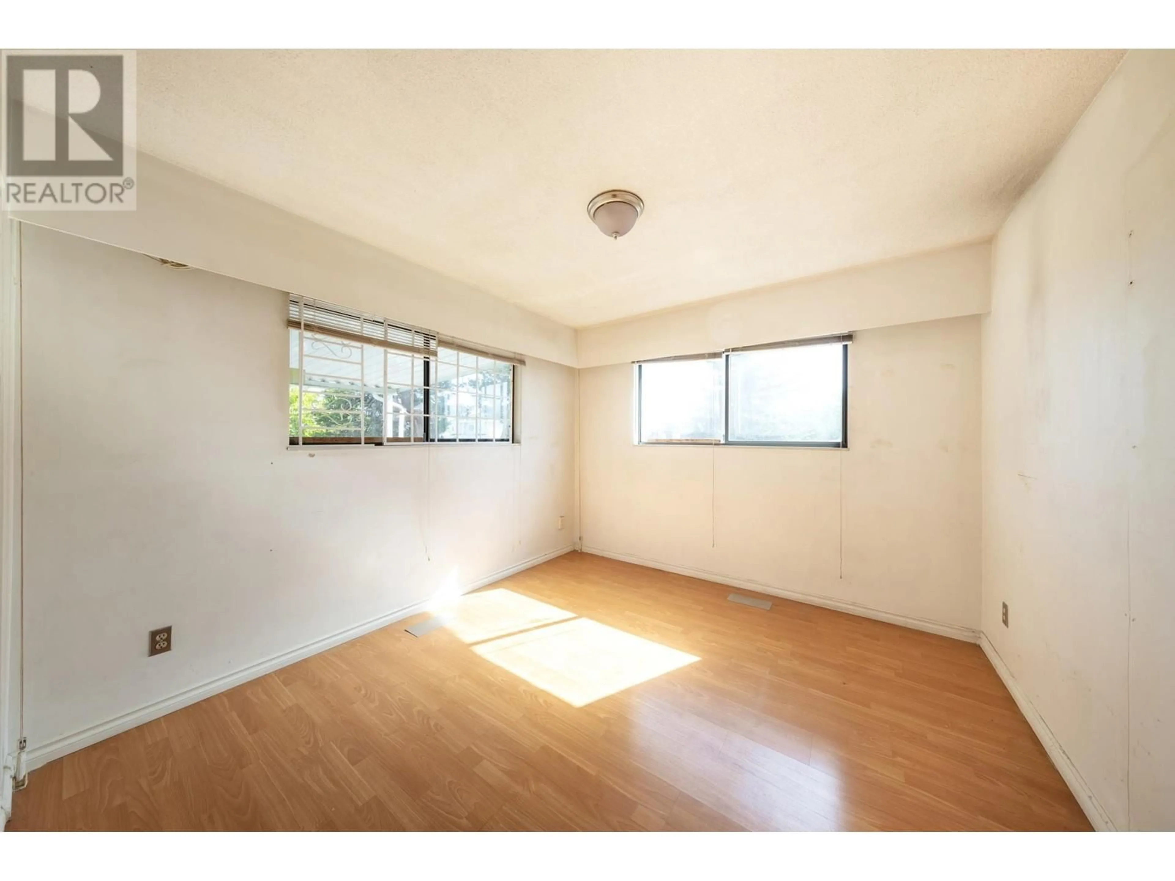 A pic of a room for 5591 CLARENDON STREET, Vancouver British Columbia V5R3K1