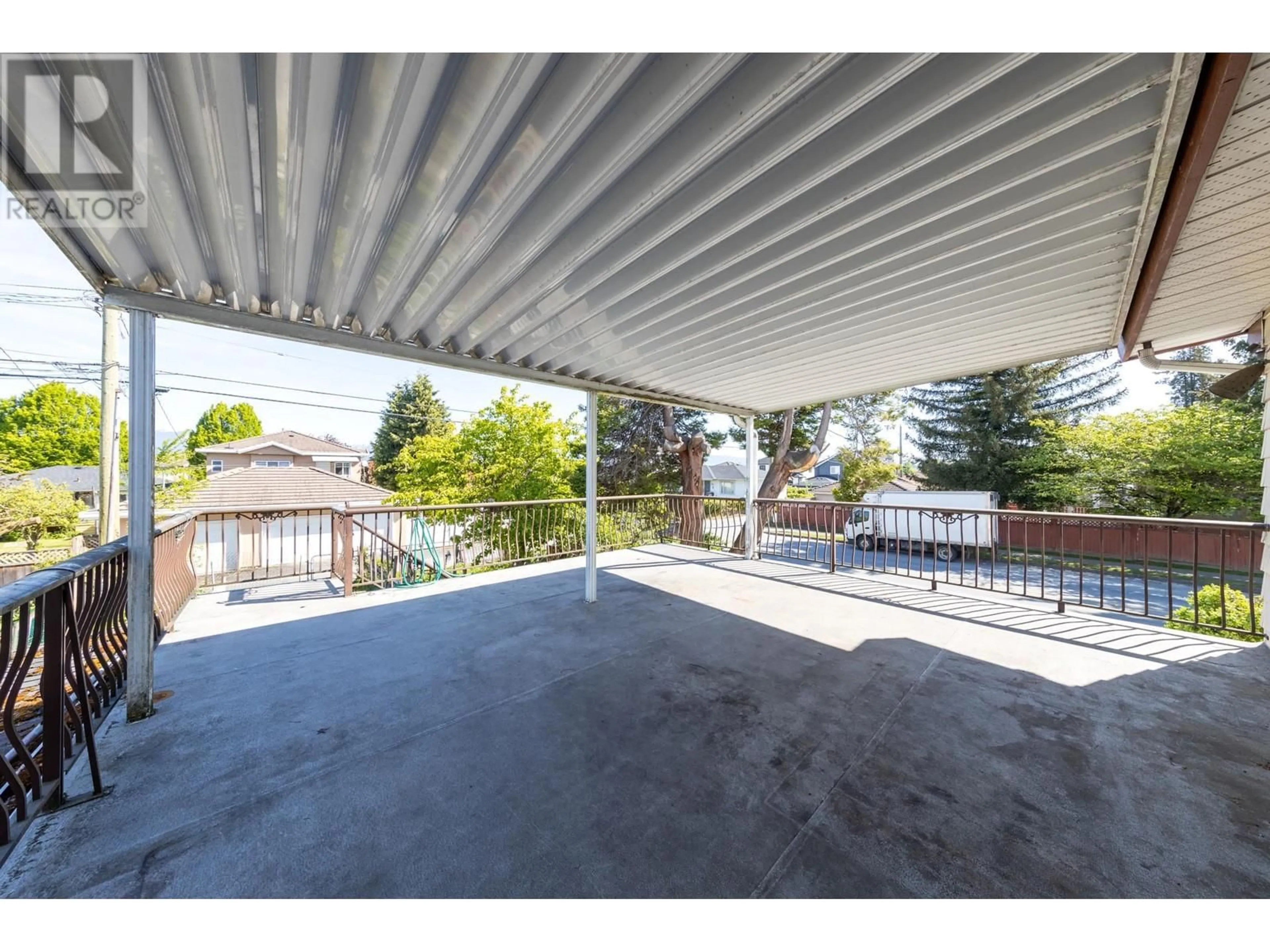 Patio, unknown for 5591 CLARENDON STREET, Vancouver British Columbia V5R3K1