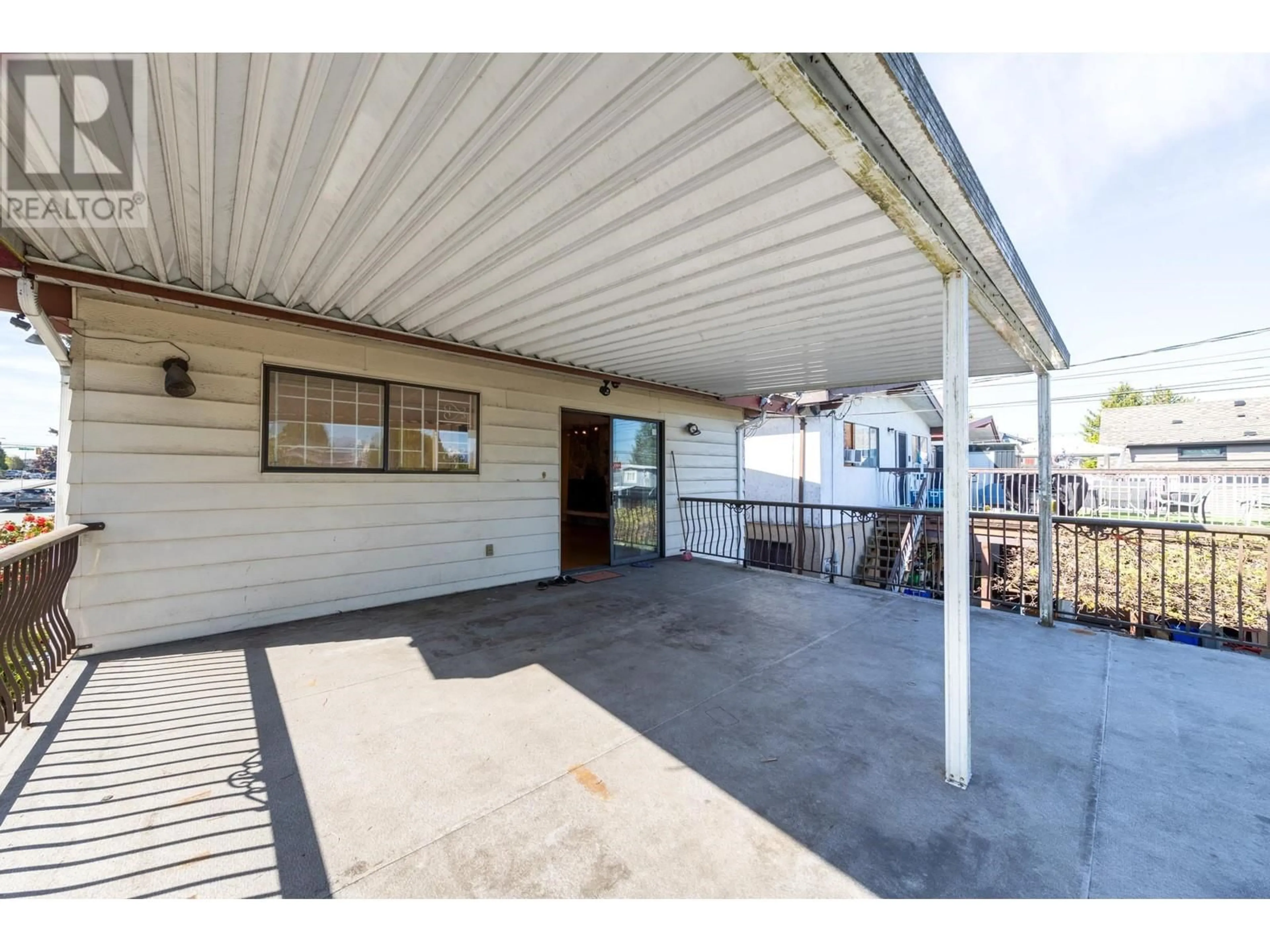 Patio, unknown for 5591 CLARENDON STREET, Vancouver British Columbia V5R3K1