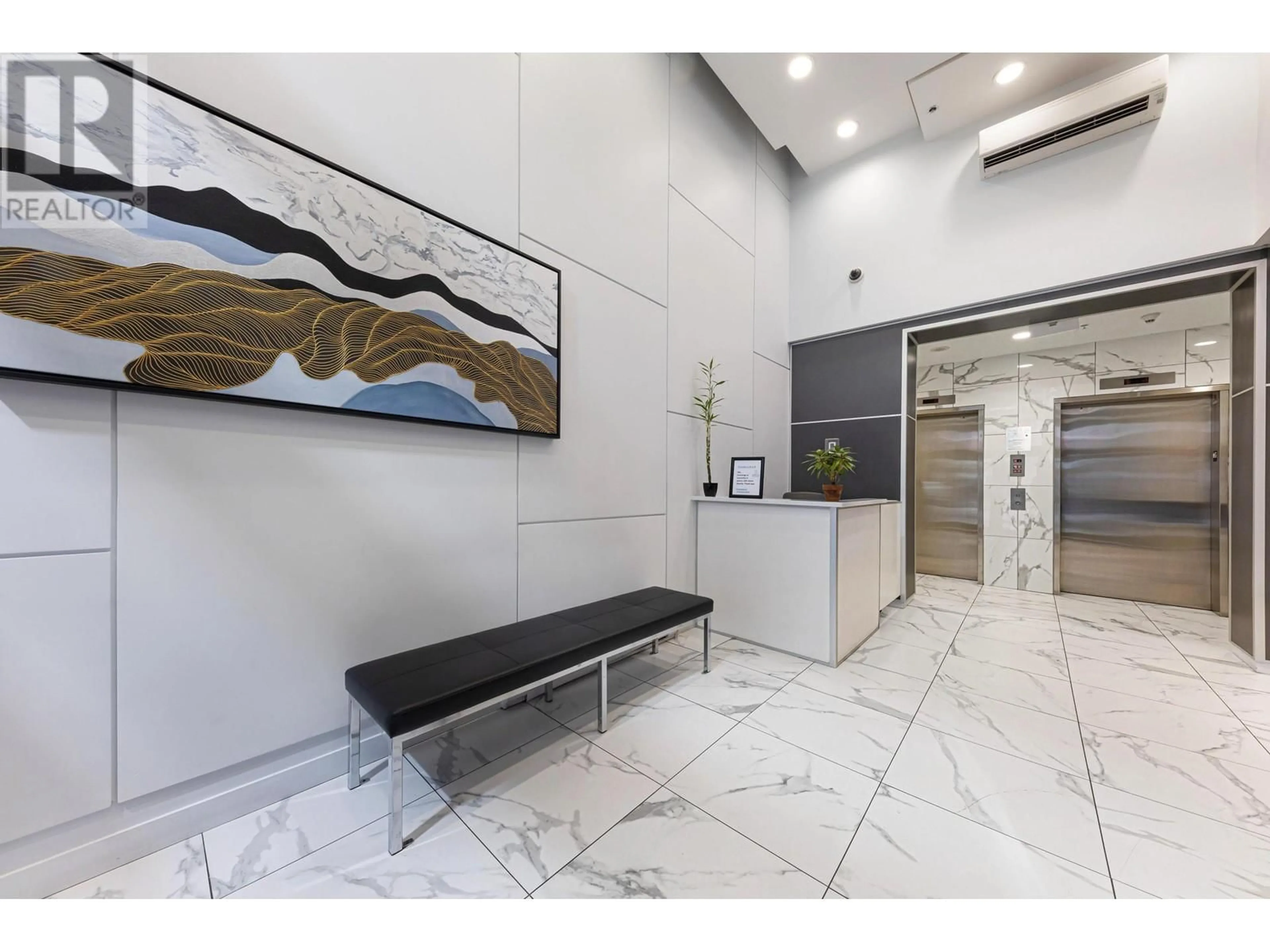 Unknown for 904 - 480 ROBSON STREET, Vancouver British Columbia V6B1S1