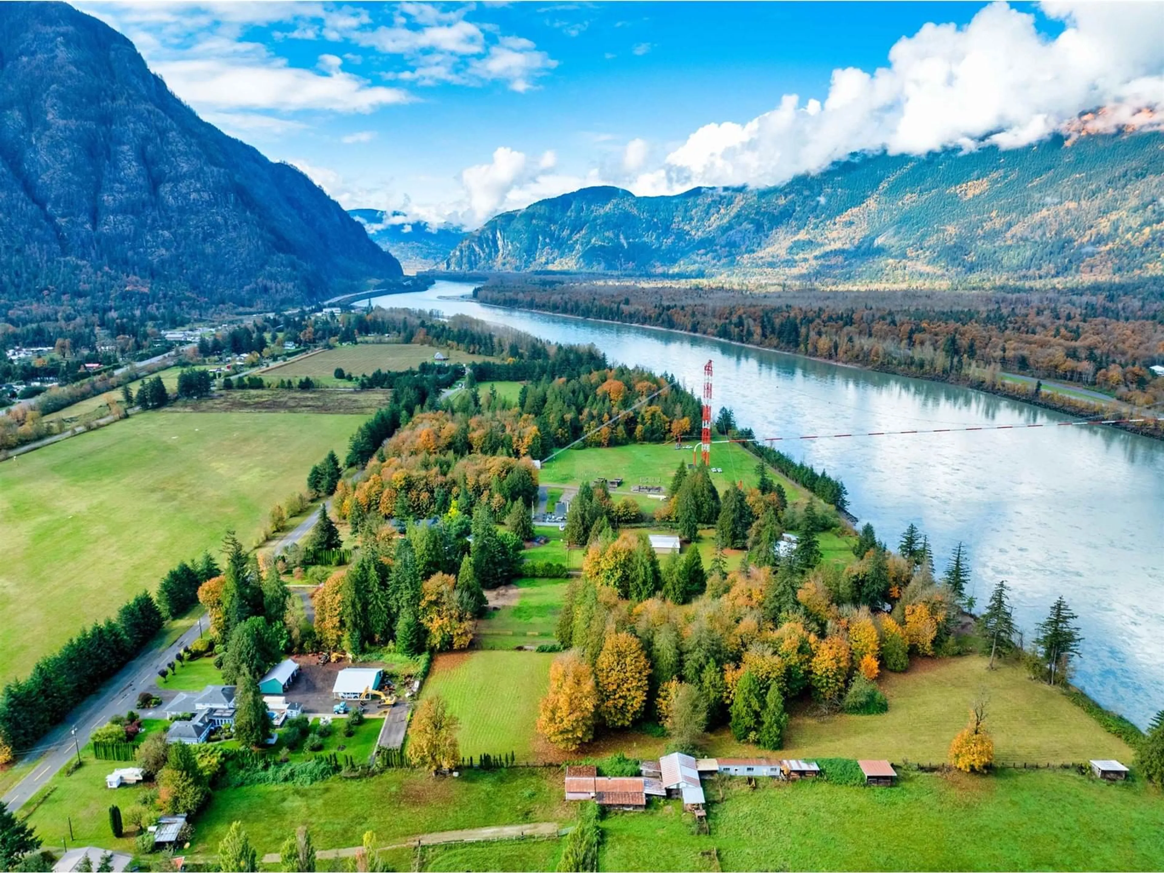 A pic from outside/outdoor area/front of a property/back of a property/a pic from drone, water/lake/river/ocean view for 62525 AIRPORT ROAD, Hope British Columbia V0X1L2