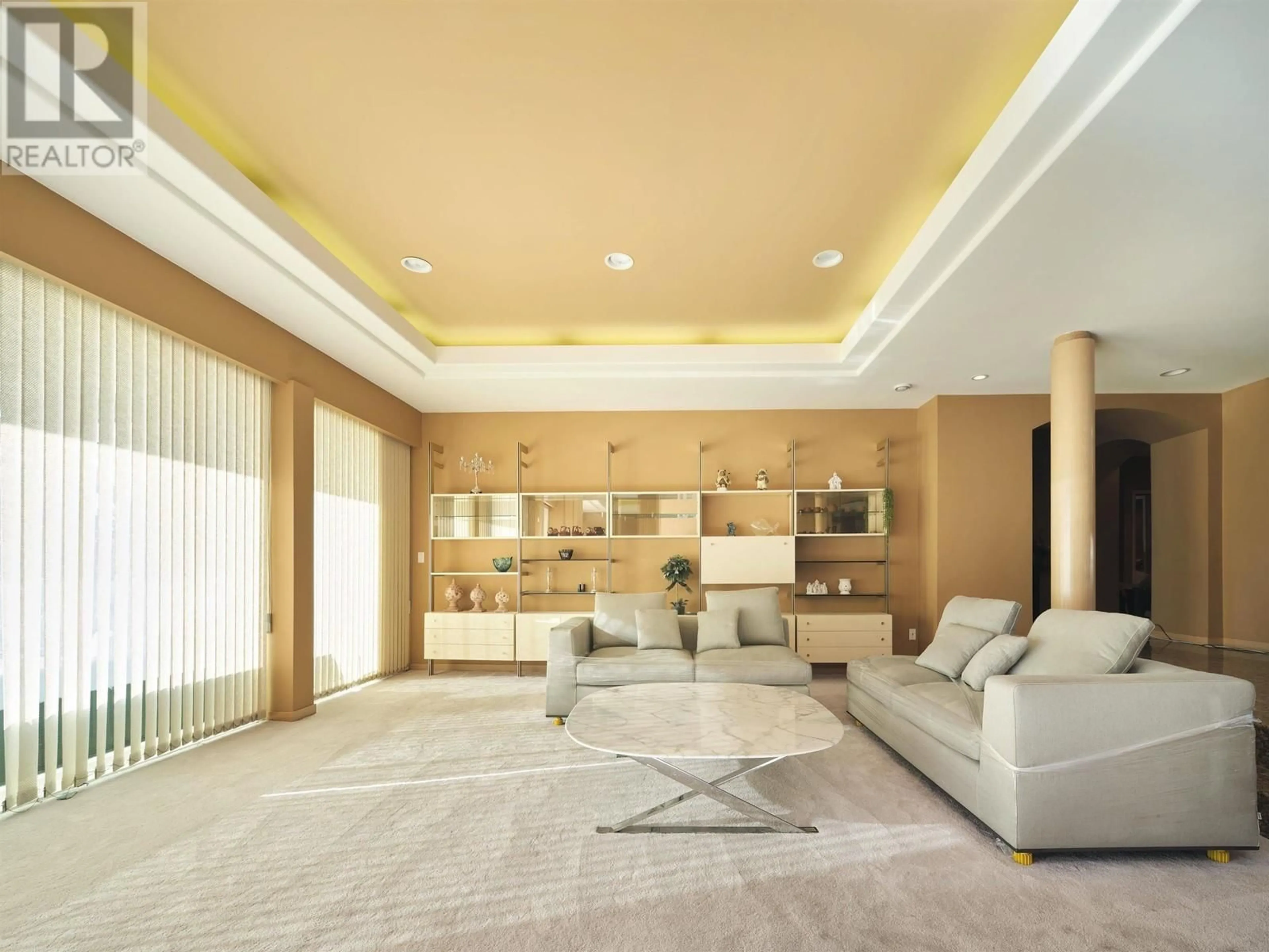 Living room with furniture, unknown for 1025 KING GEORGES WAY, West Vancouver British Columbia V7S1S6