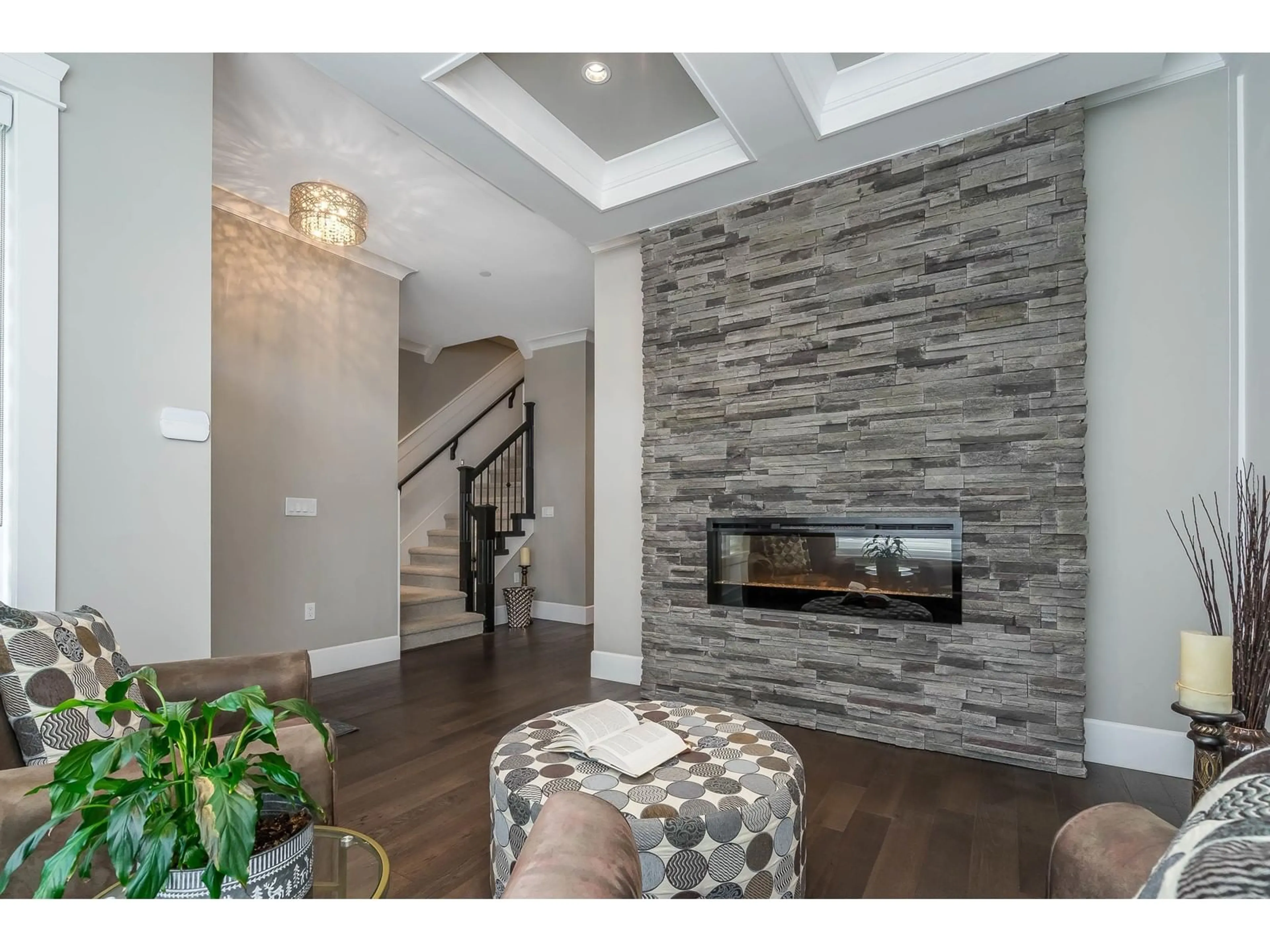 Unknown for 11 - 1426 FINLAY, White Rock British Columbia V4B4L5