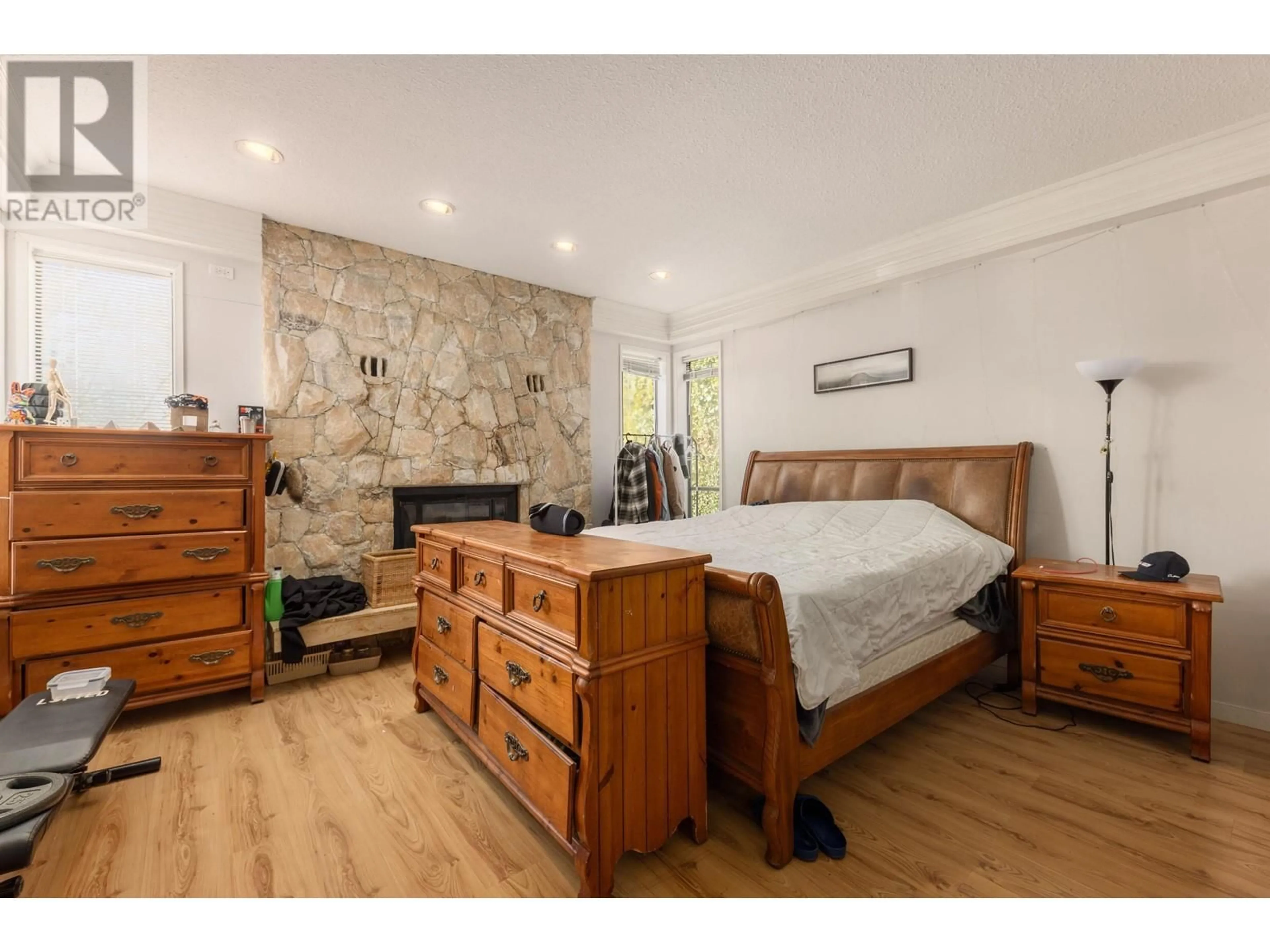 Bedroom with bed, wood/laminate floor for 5280 SPERLING AVENUE, Burnaby British Columbia V5E2T5