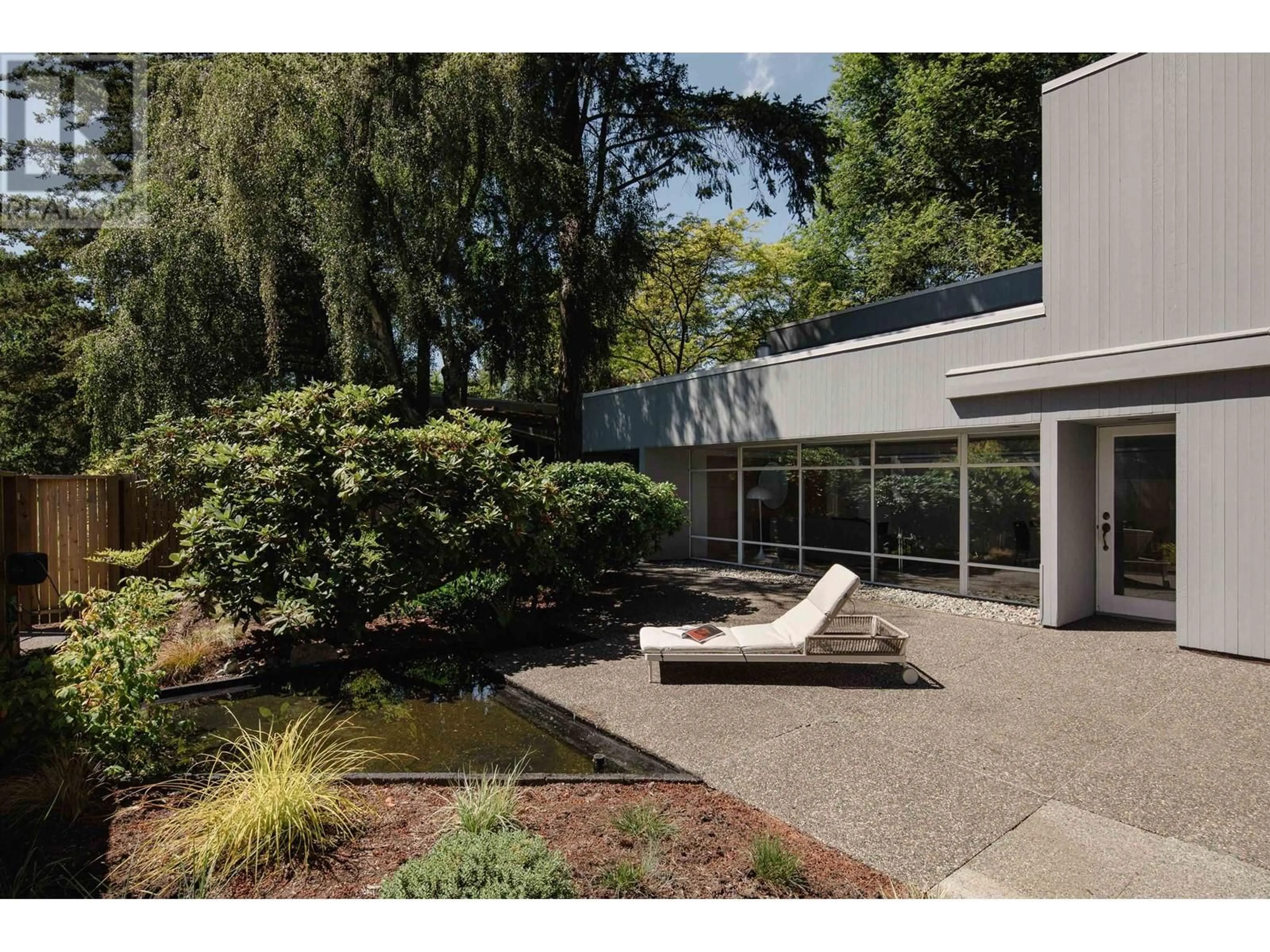 Patio, unknown for 3651 48TH AVENUE, Vancouver British Columbia V6N3R2