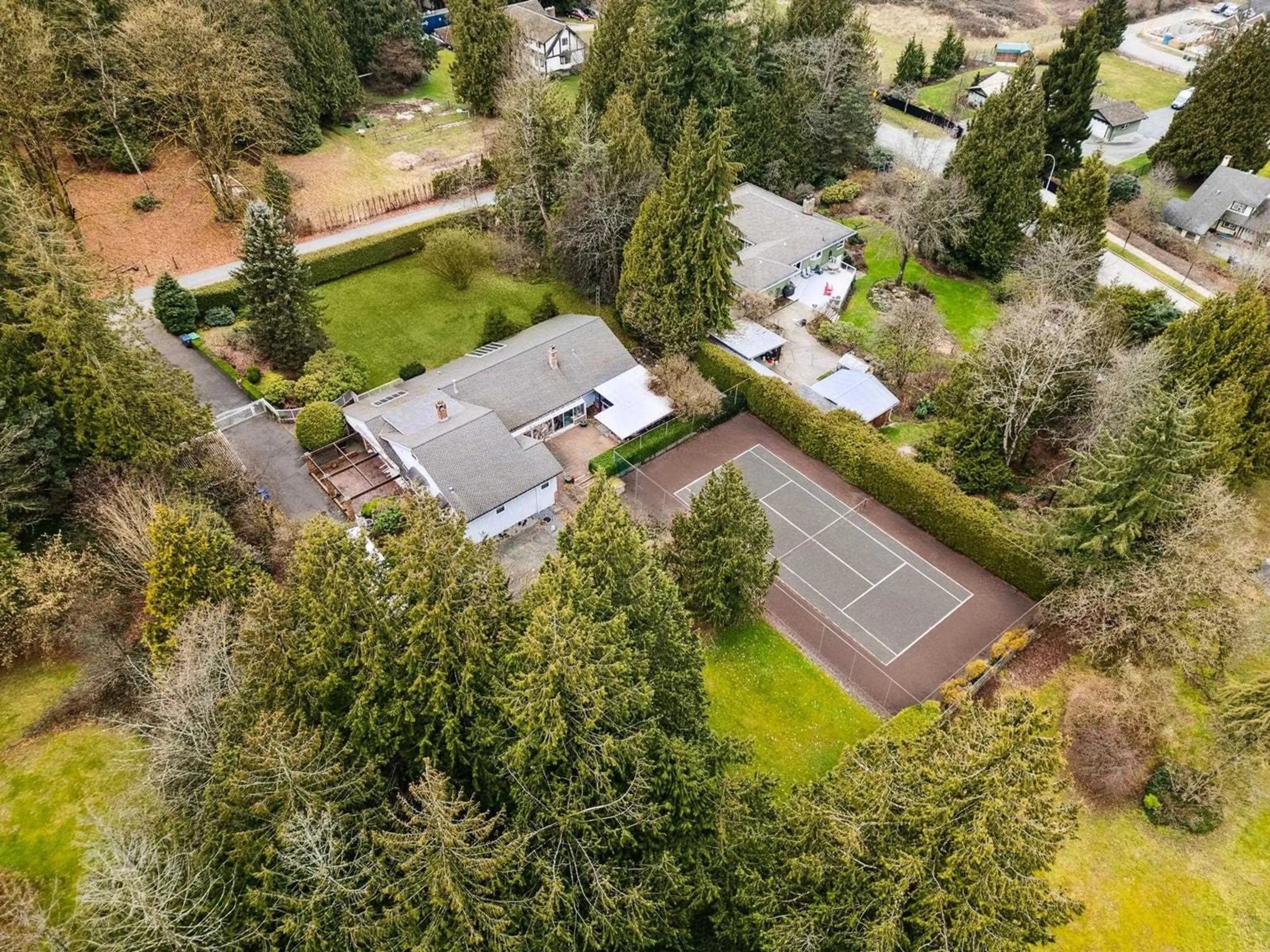 A pic from outside/outdoor area/front of a property/back of a property/a pic from drone, street for 10230 173 STREET, Surrey British Columbia V4N4H8