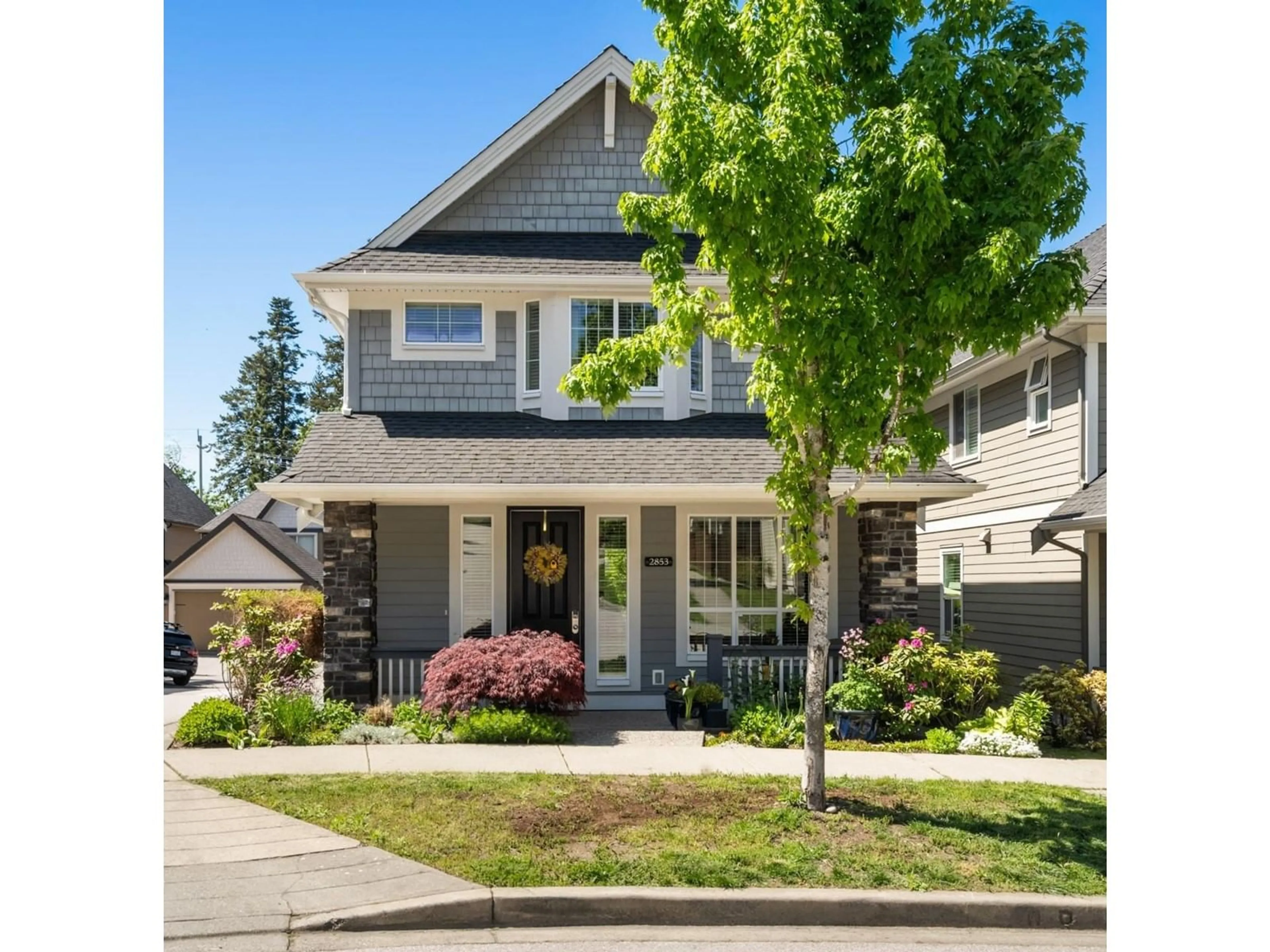 Home with vinyl exterior material, street for 2853 160A, Surrey British Columbia V3S3Y6