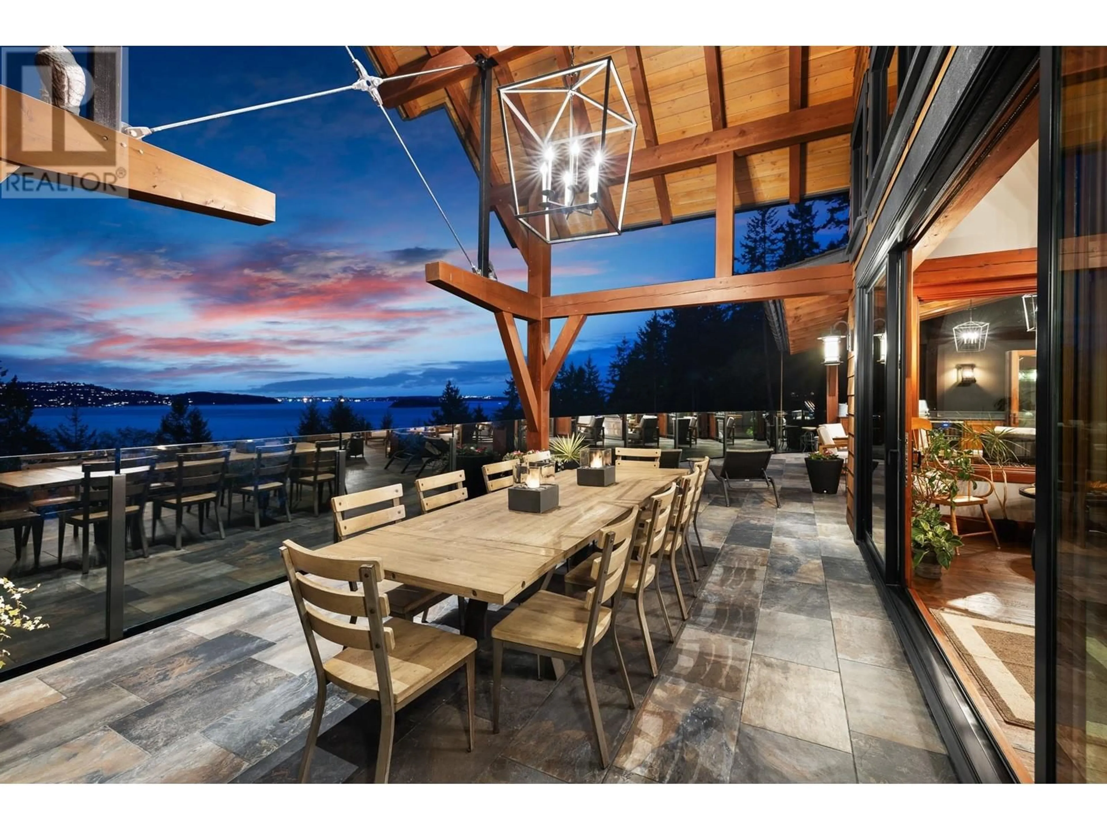 Patio, mountain view for 800 TAYLOR ROAD, Bowen Island British Columbia V0N1G1