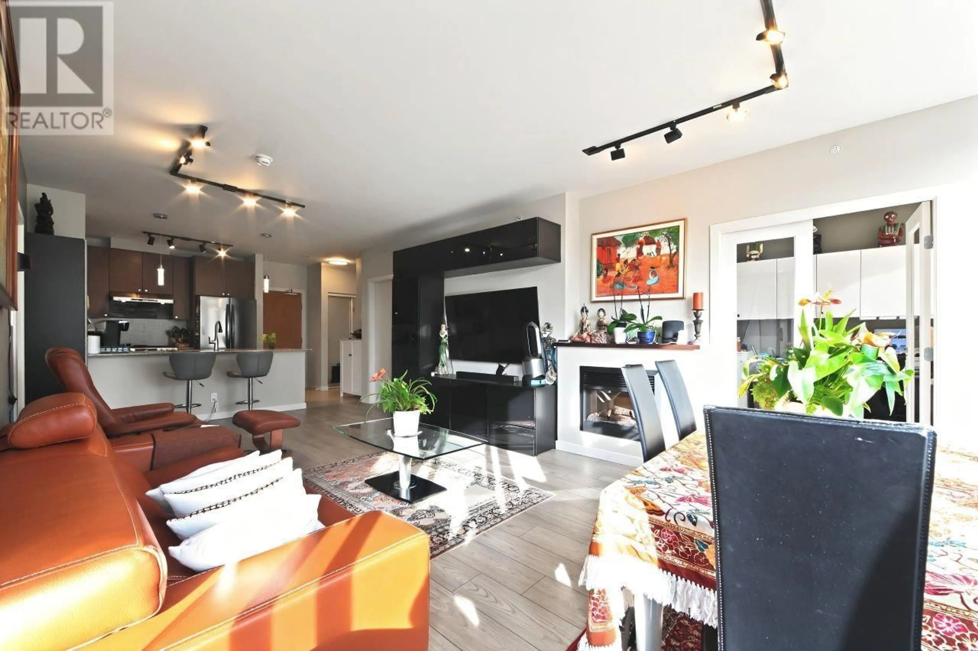 Living room with furniture, unknown for 703 - 110 BREW STREET, Port Moody British Columbia V3H0E4
