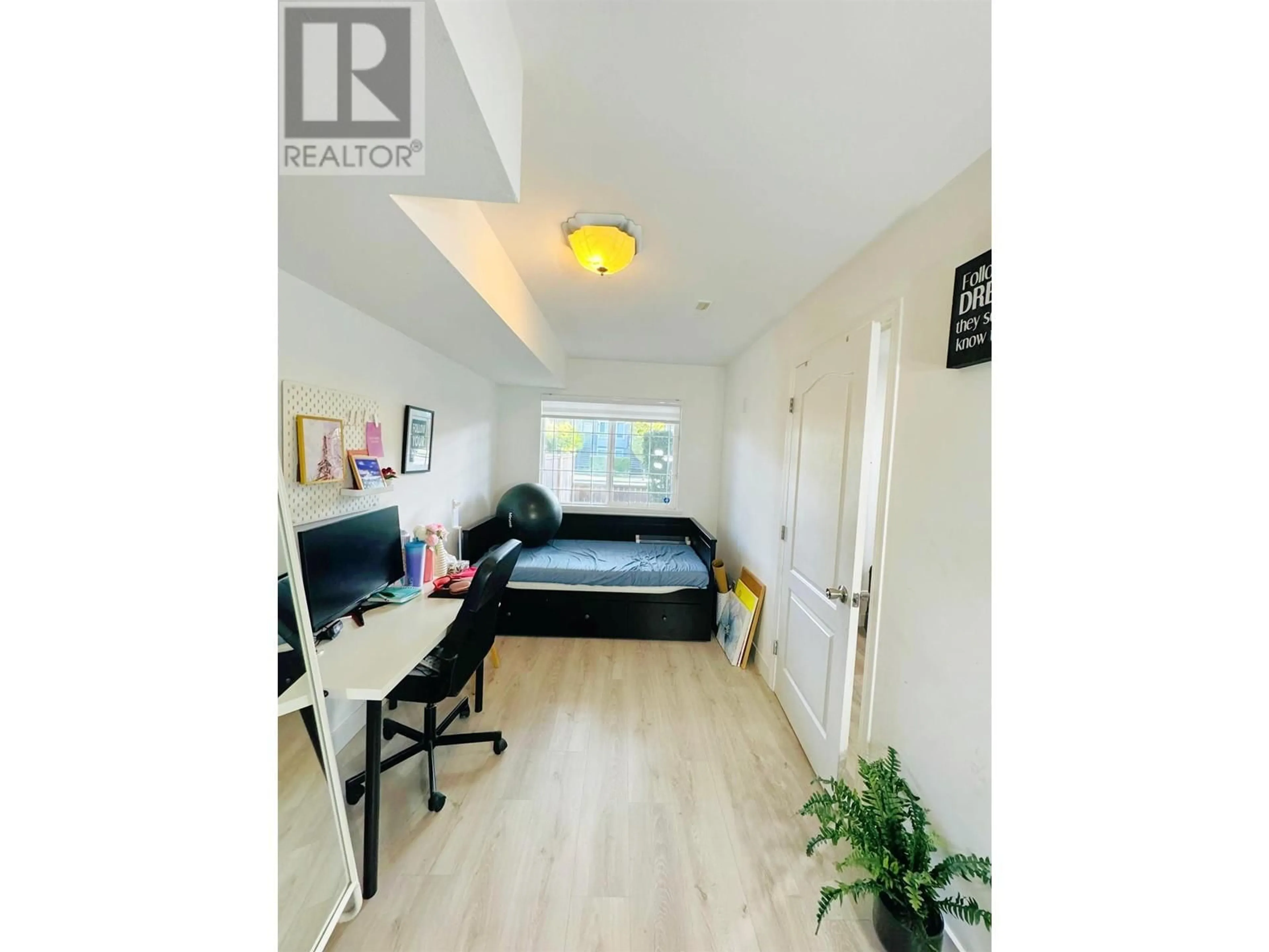 A pic of a room for 22 - 22788 NORTON COURT, Richmond British Columbia V6V2W7