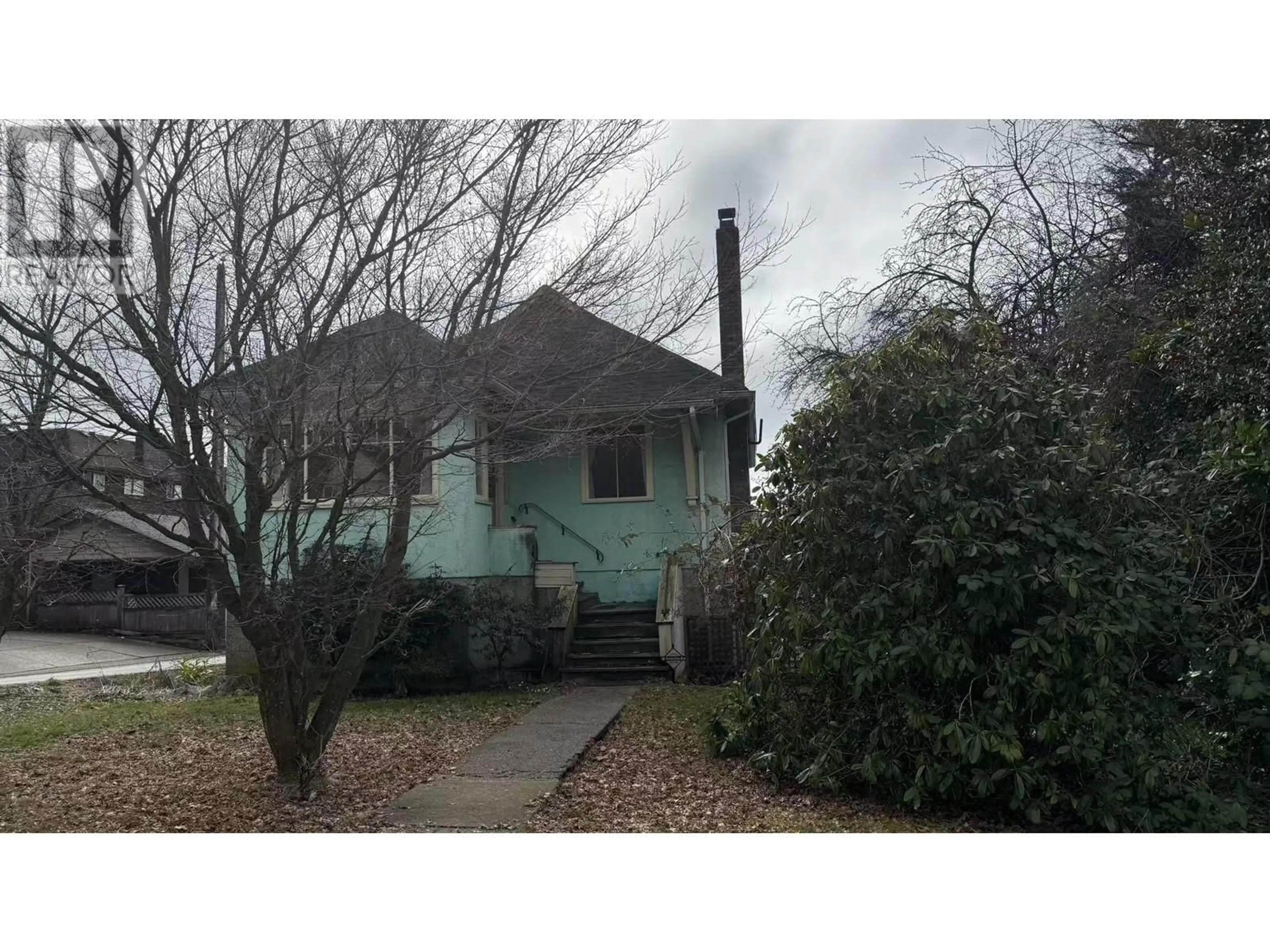 Unknown for 317 15TH STREET, North Vancouver British Columbia V7M1S4