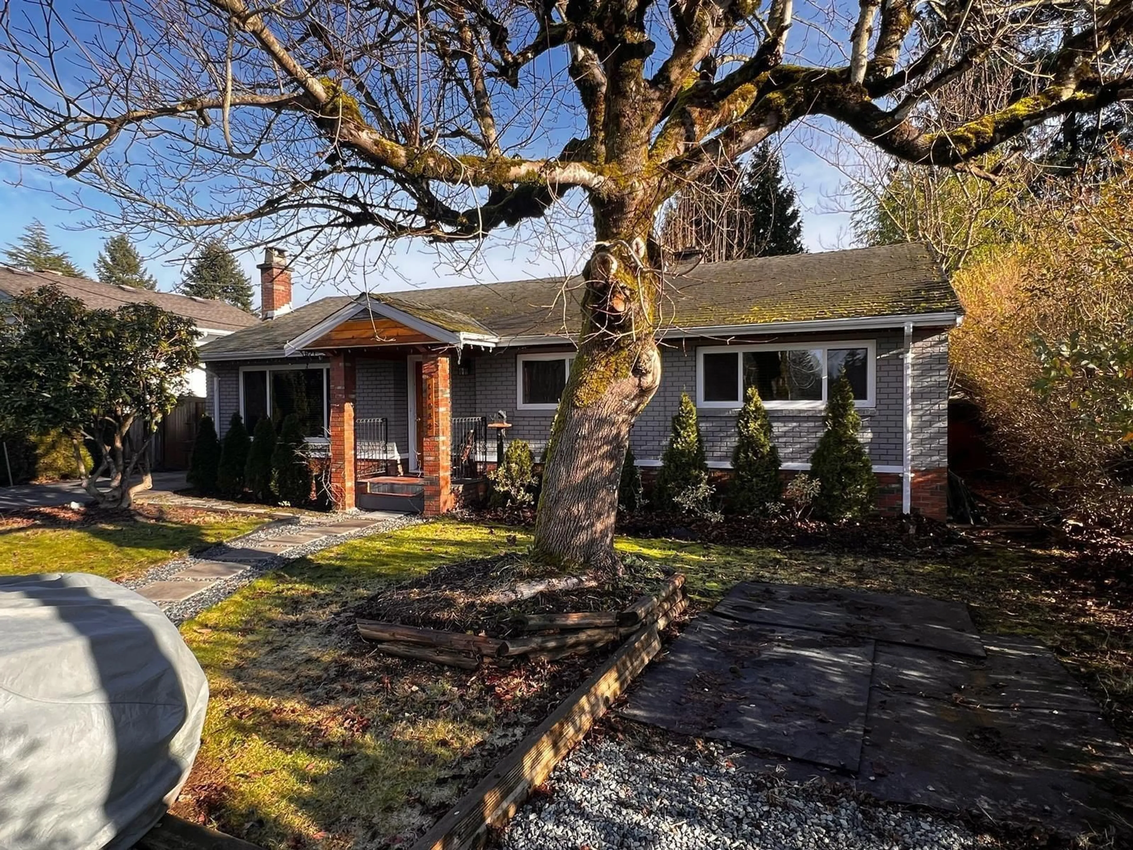 A pic from outside/outdoor area/front of a property/back of a property/a pic from drone, street for 11082 146TH, Surrey British Columbia V3R3V1