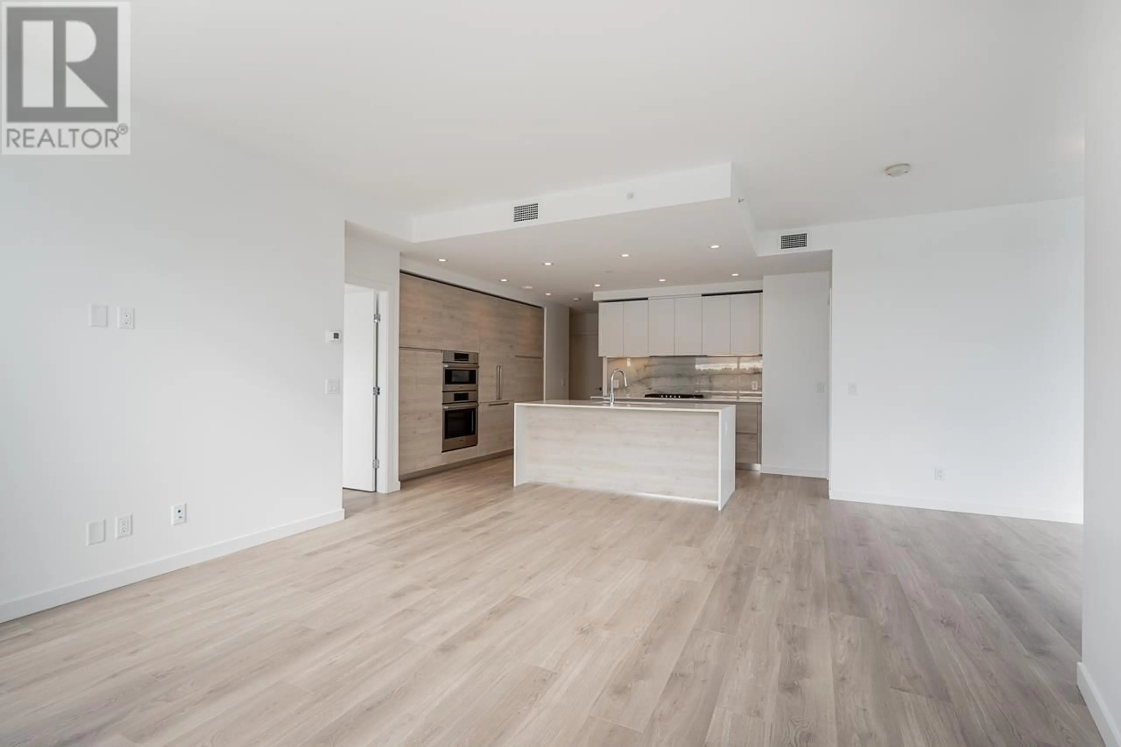 Open concept kitchen, unknown for 808 - 660 QUAYSIDE DRIVE, New Westminster British Columbia V3M0P1