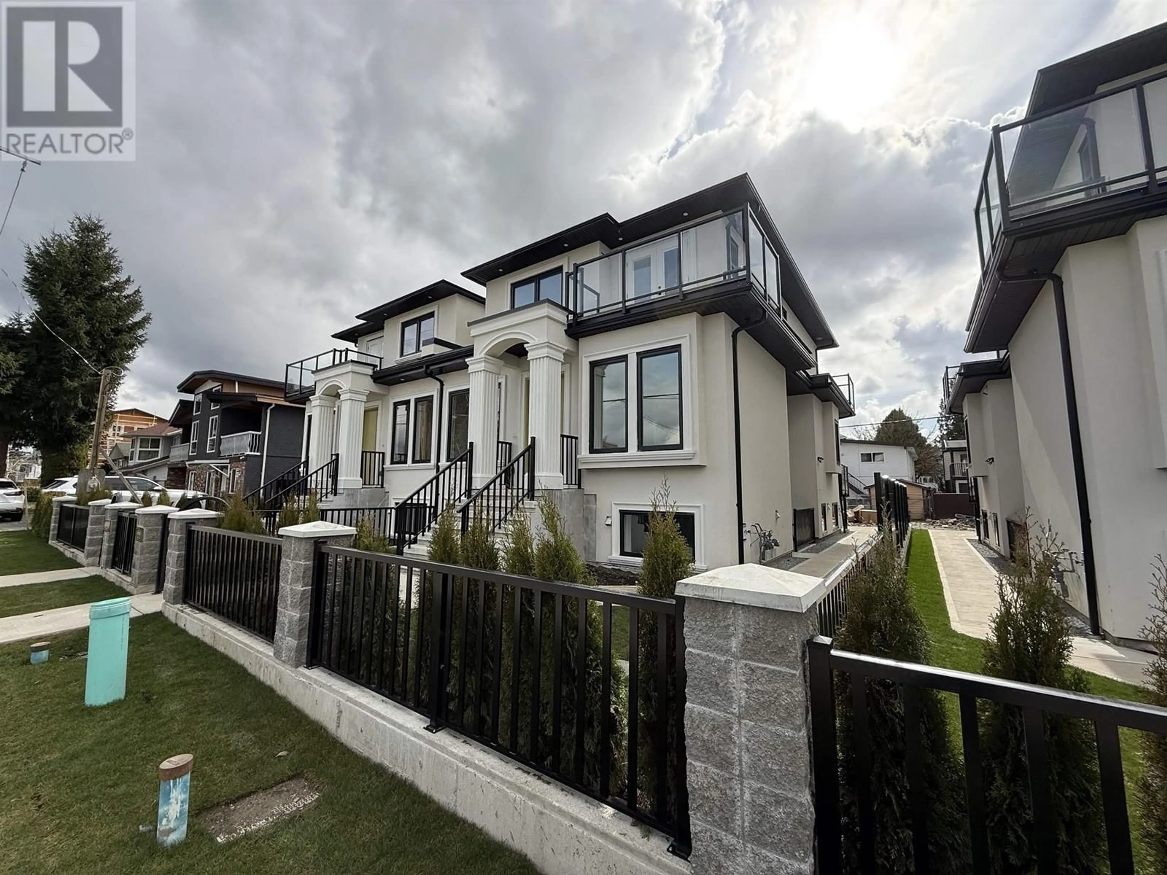 Unknown for 6550 IMPERIAL STREET, Burnaby British Columbia V5E1M8