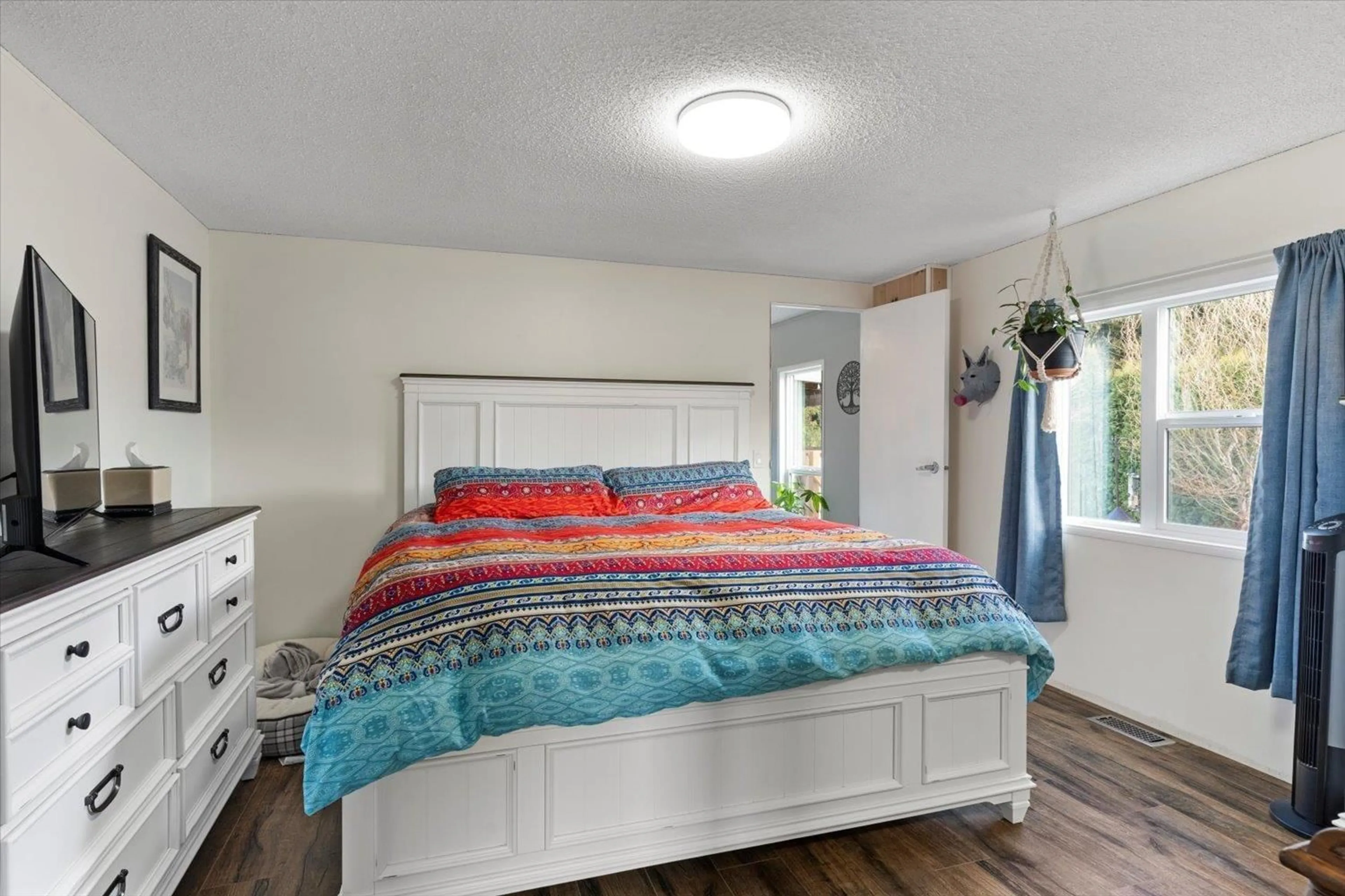 Bedroom with bed, unknown for 56 - 5742 UNSWORTH ROAD, Chilliwack British Columbia V2R3A1