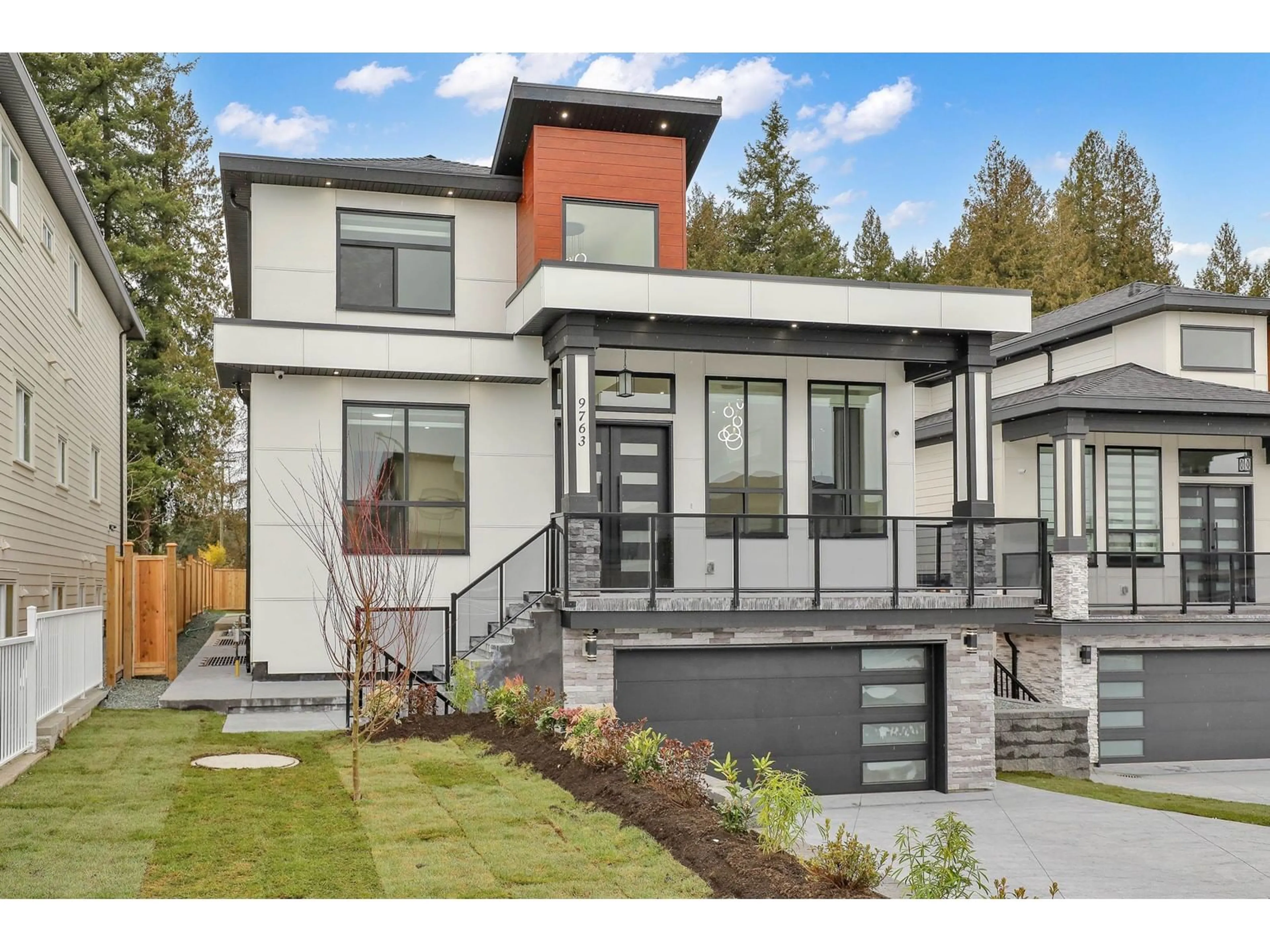 Home with vinyl exterior material, unknown for 9763 177B STREET, Surrey British Columbia V4N6T4