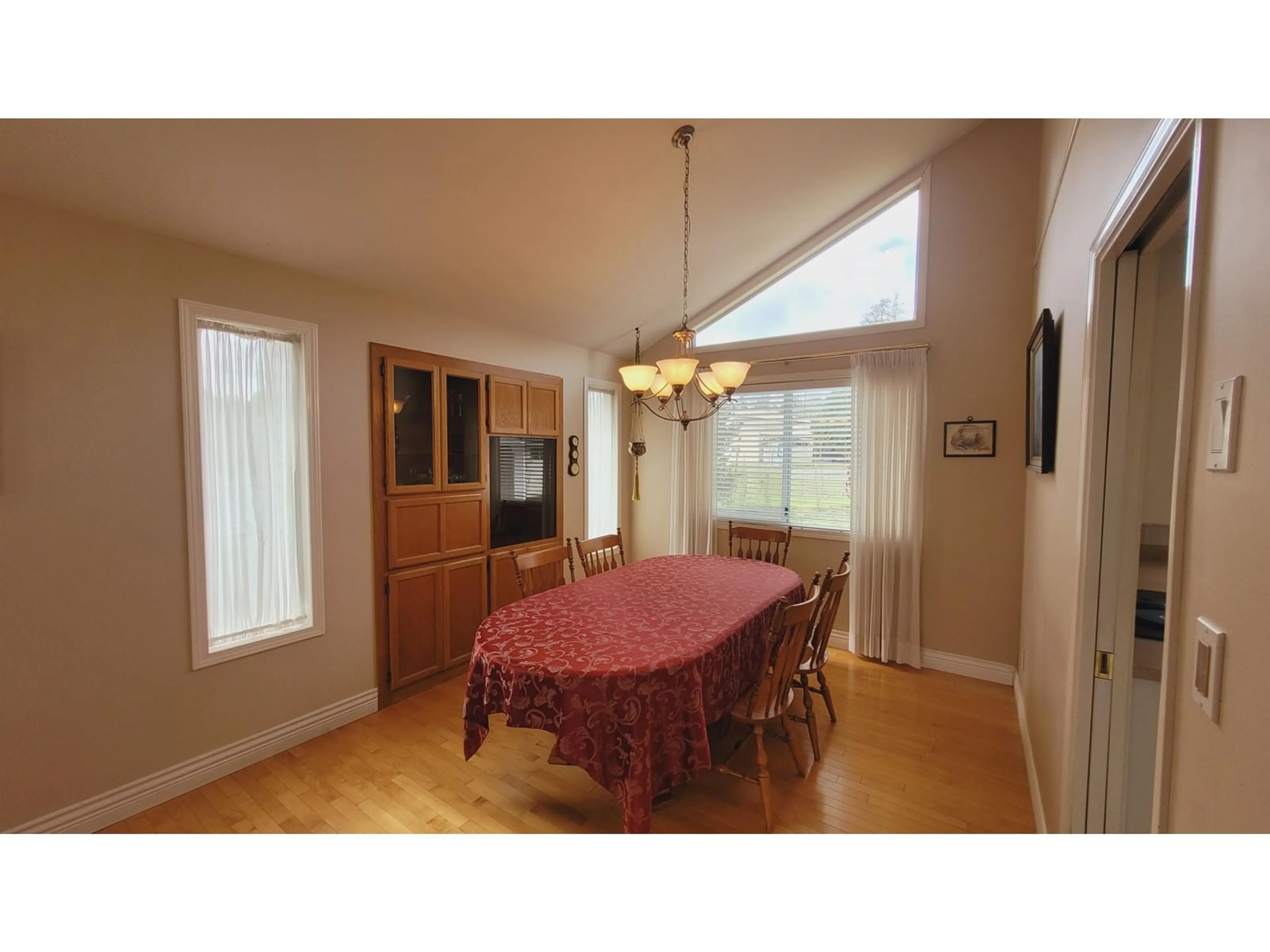 Dining room, unknown for 32073 CLINTON, Abbotsford British Columbia V2T5B7