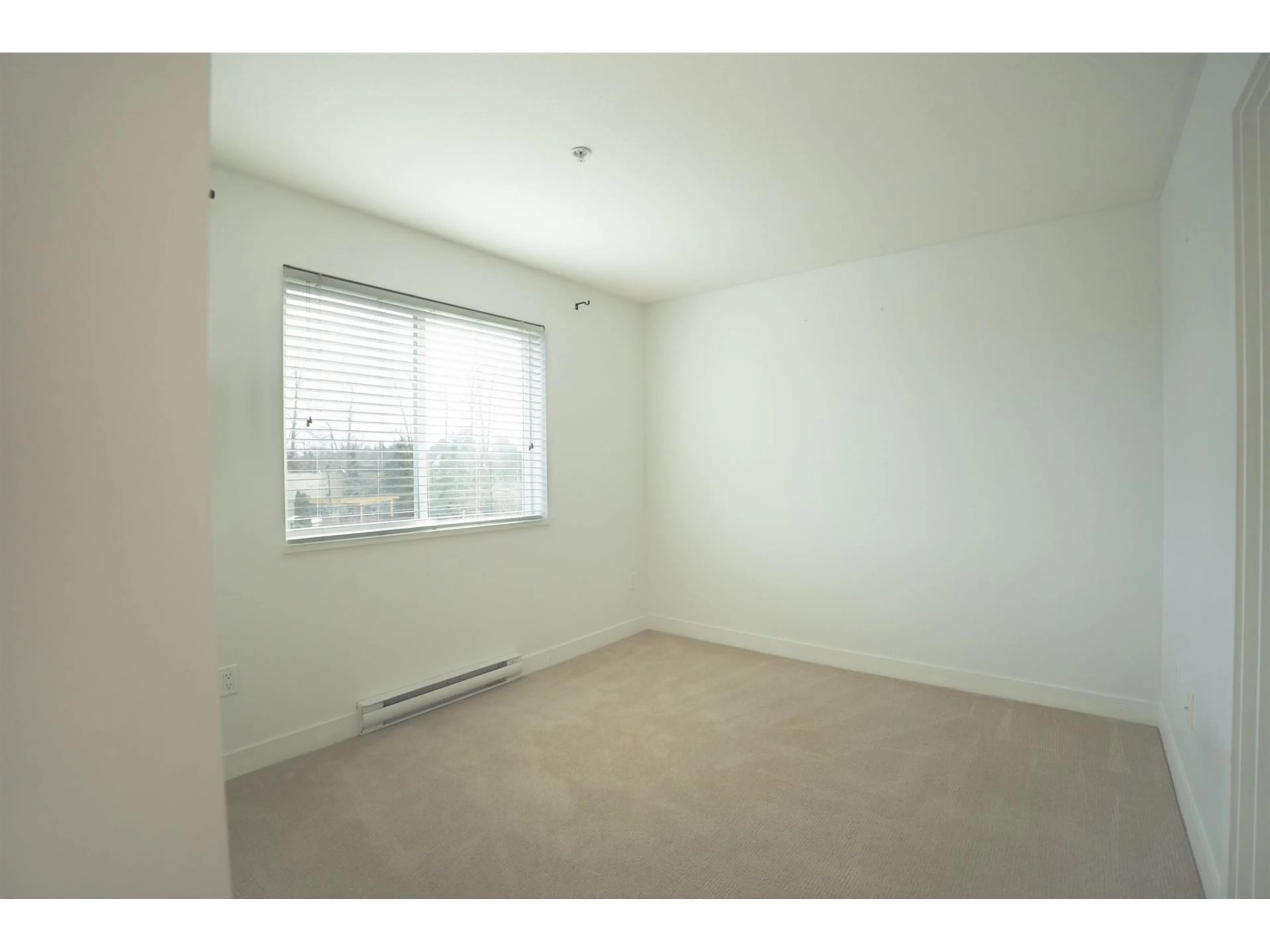 A pic of a room for 205 15765 CROYDON DRIVE, Surrey British Columbia V3Z2L6