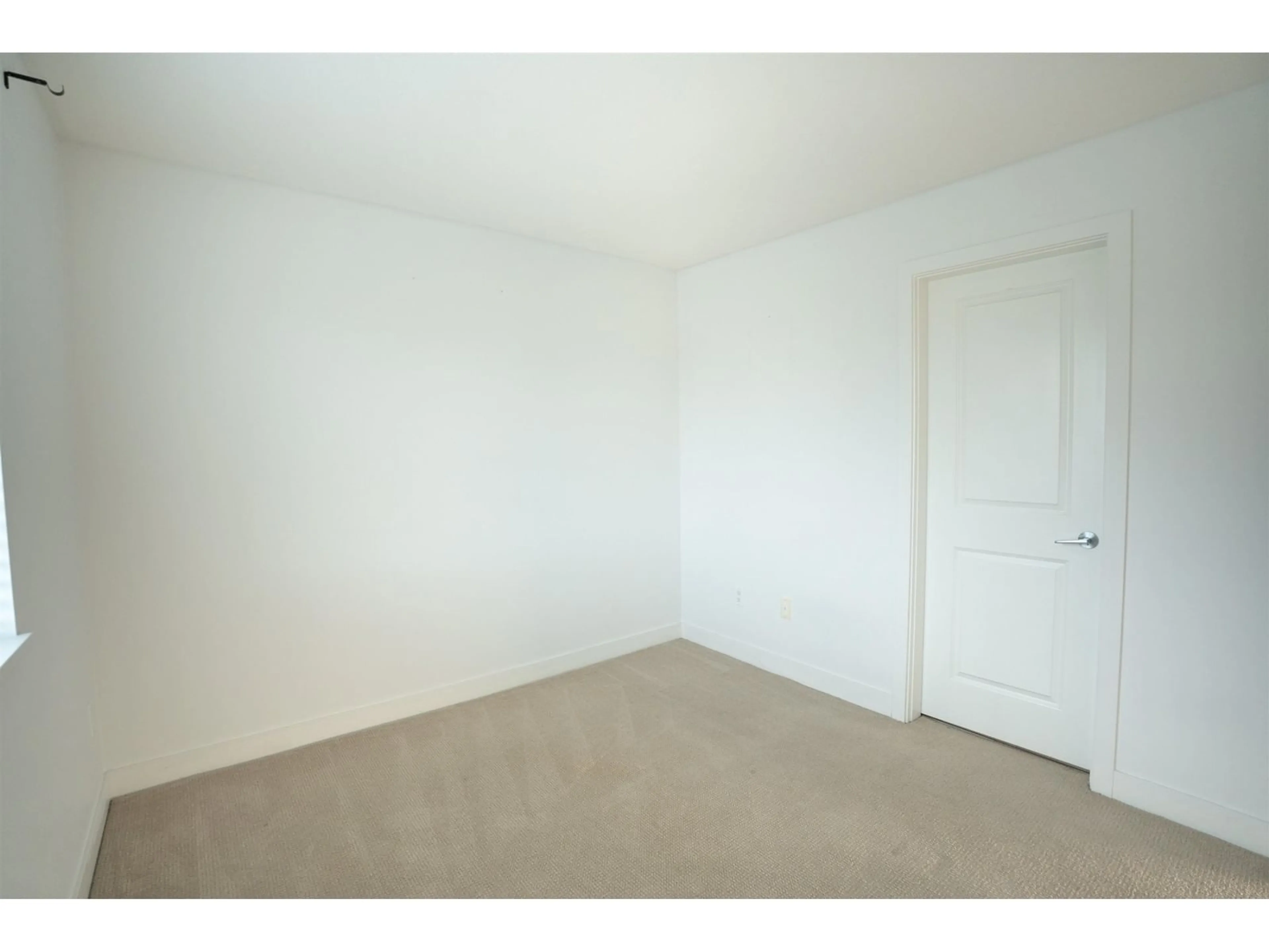 A pic of a room for 205 15765 CROYDON DRIVE, Surrey British Columbia V3Z2L6