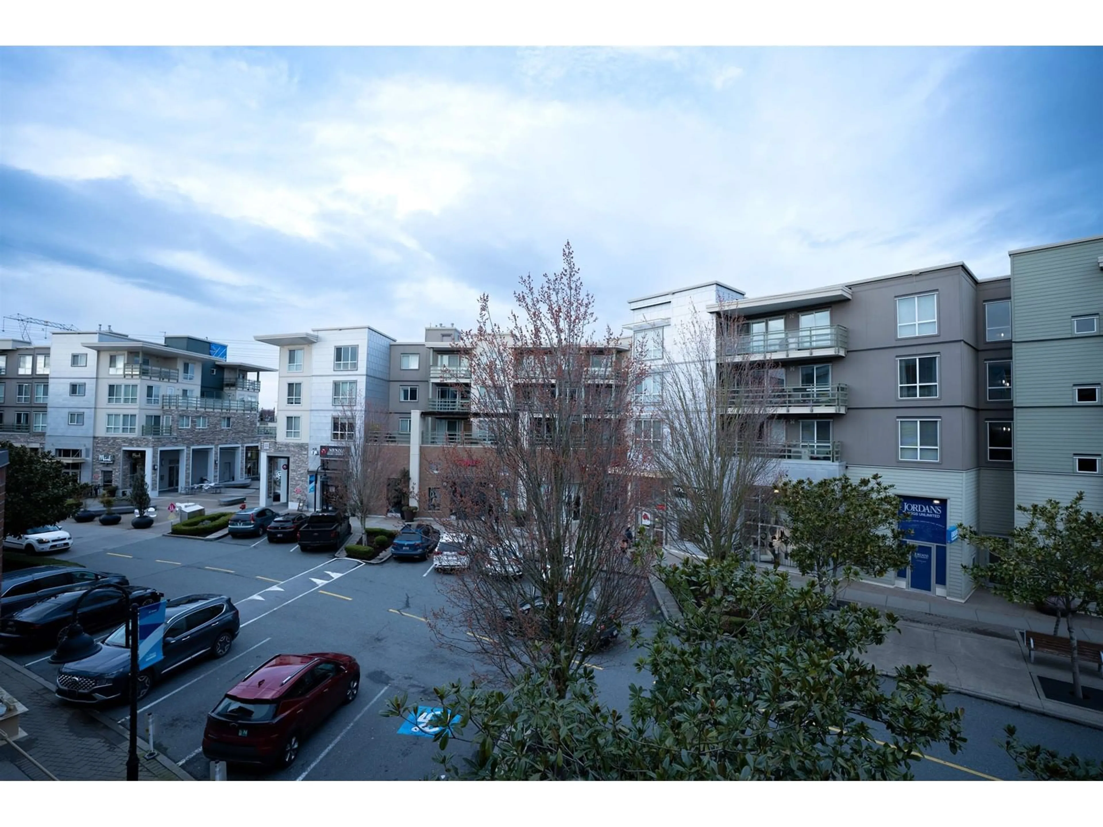 A pic from outside/outdoor area/front of a property/back of a property/a pic from drone, city buildings view from balcony for 205 15765 CROYDON DRIVE, Surrey British Columbia V3Z2L6