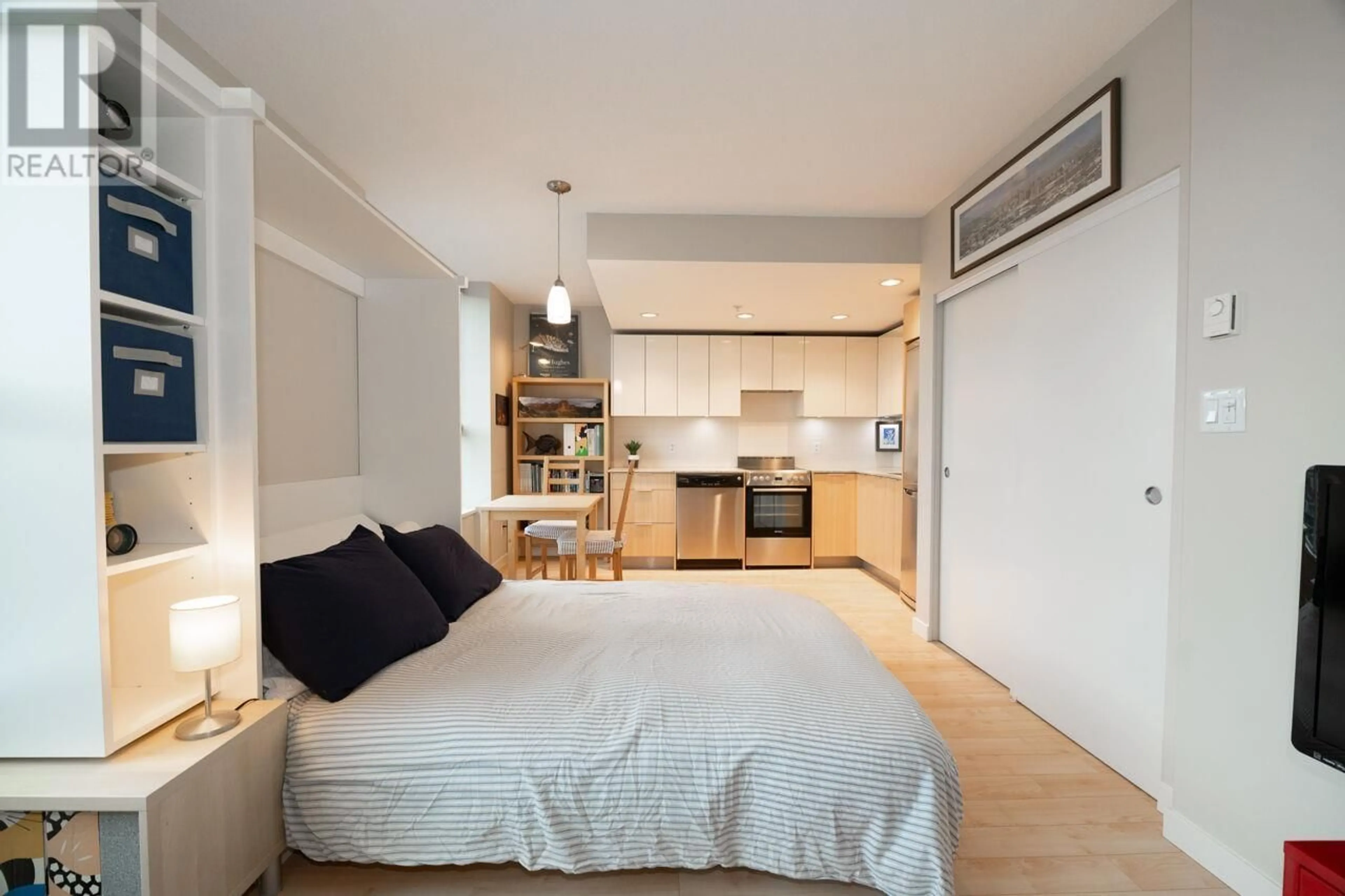 Bedroom with bed, unknown for 604 - 1919 WYLIE STREET, Vancouver British Columbia V5Y0E7