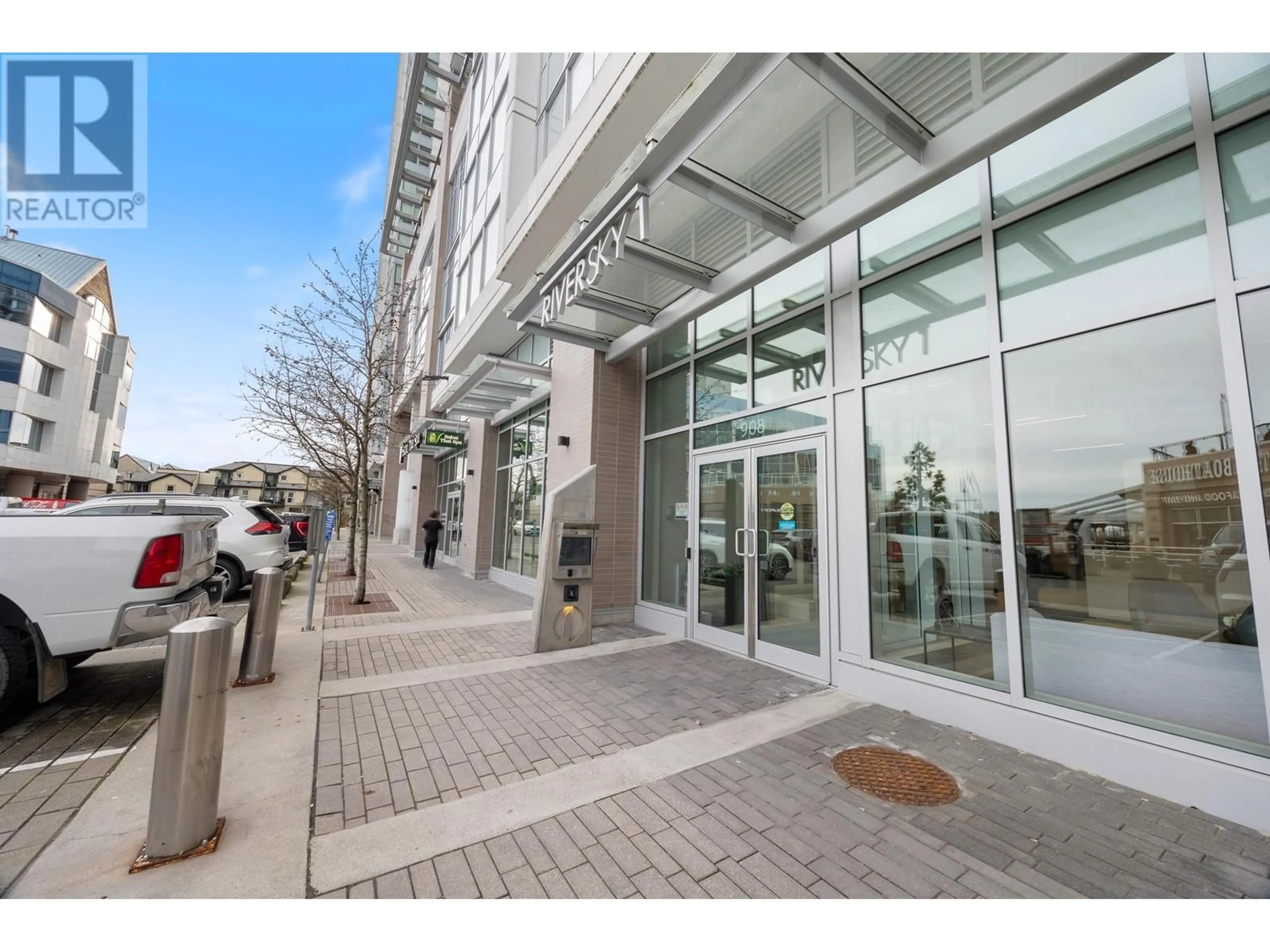 Indoor foyer for 2102 - 908 QUAYSIDE DRIVE, New Westminster British Columbia V3M0L4