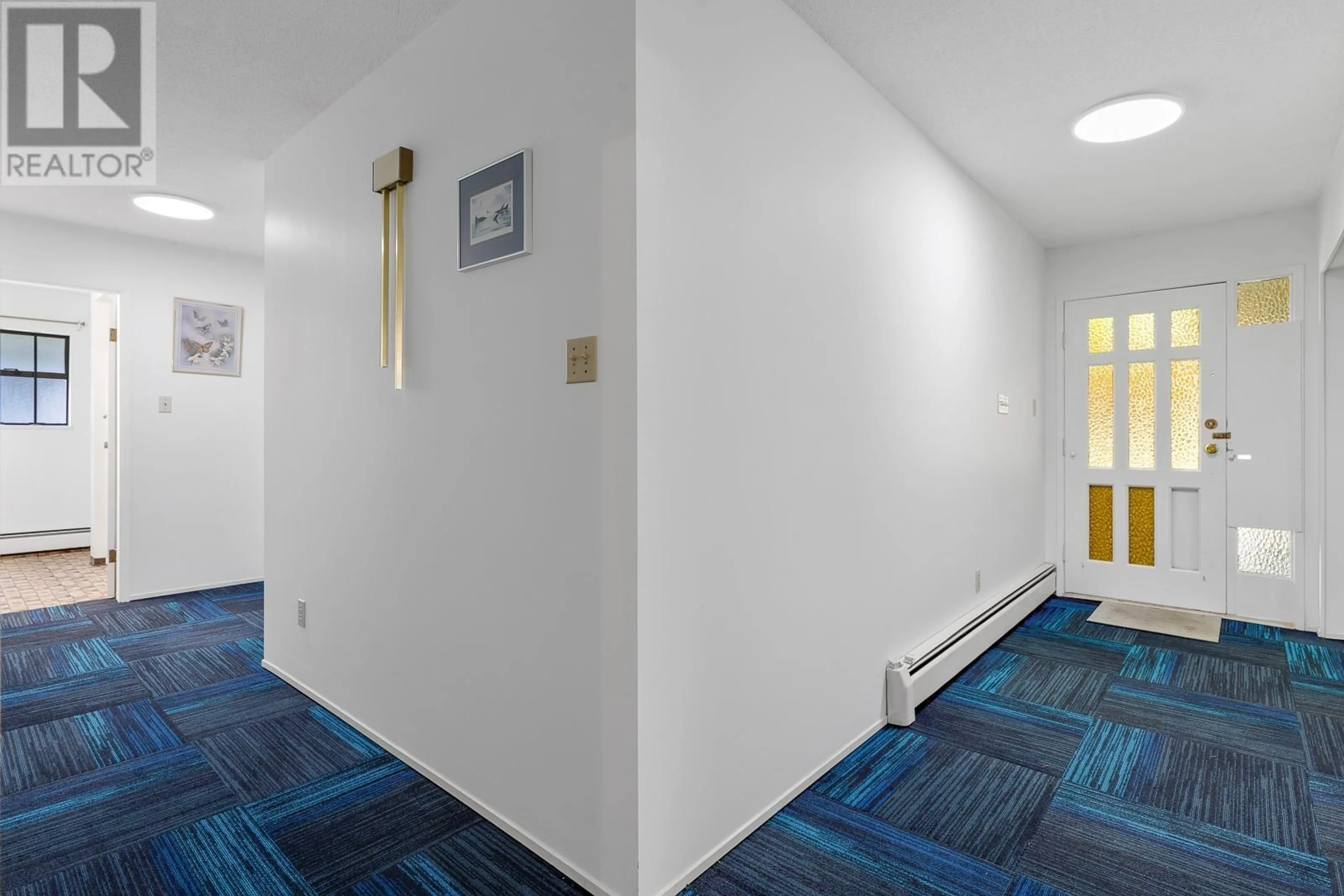 Indoor foyer for 7780 ACHESON ROAD, Richmond British Columbia V6Y1M9