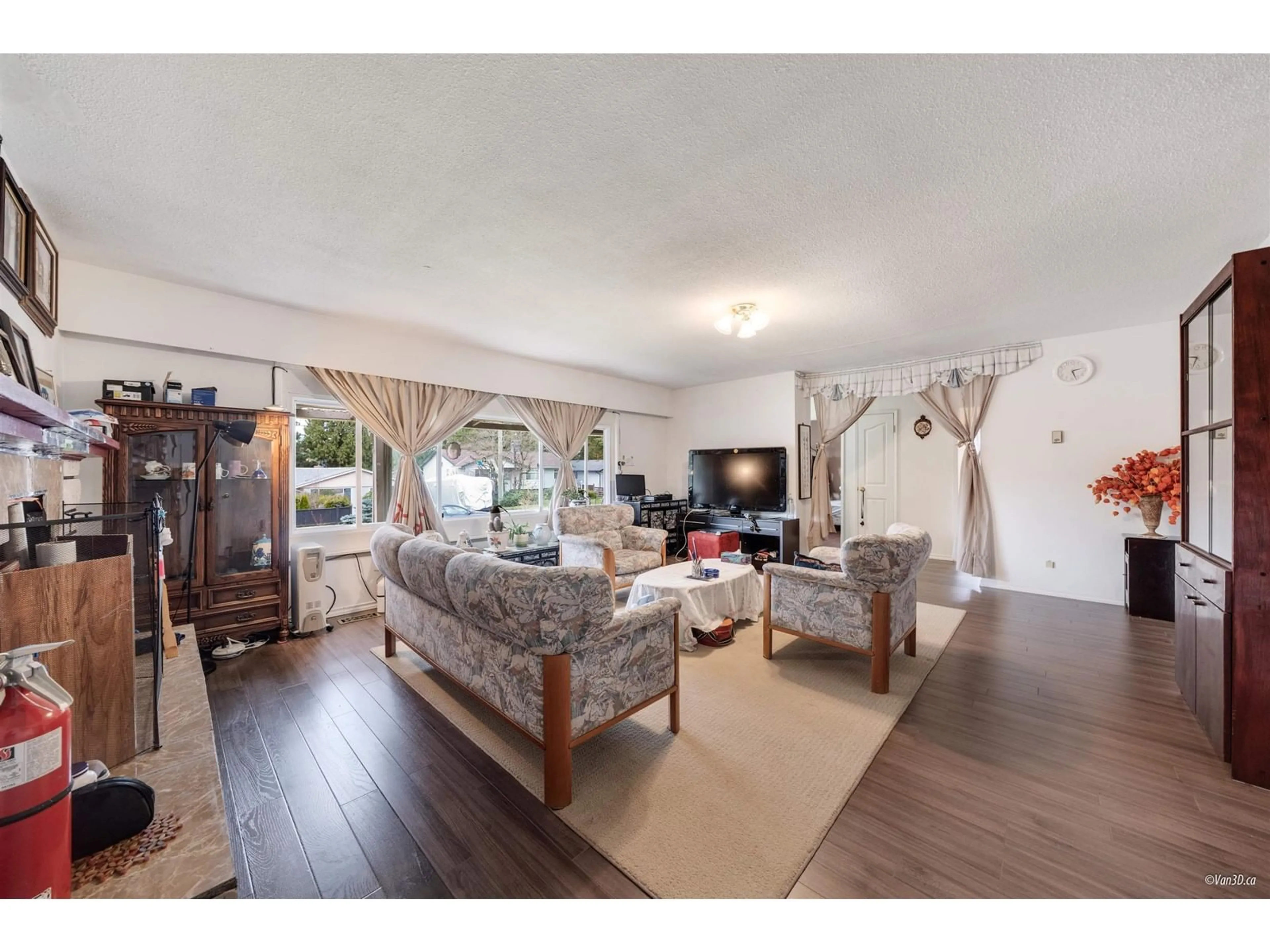 Floor plan for 10186 144A, Surrey British Columbia V3R3P8