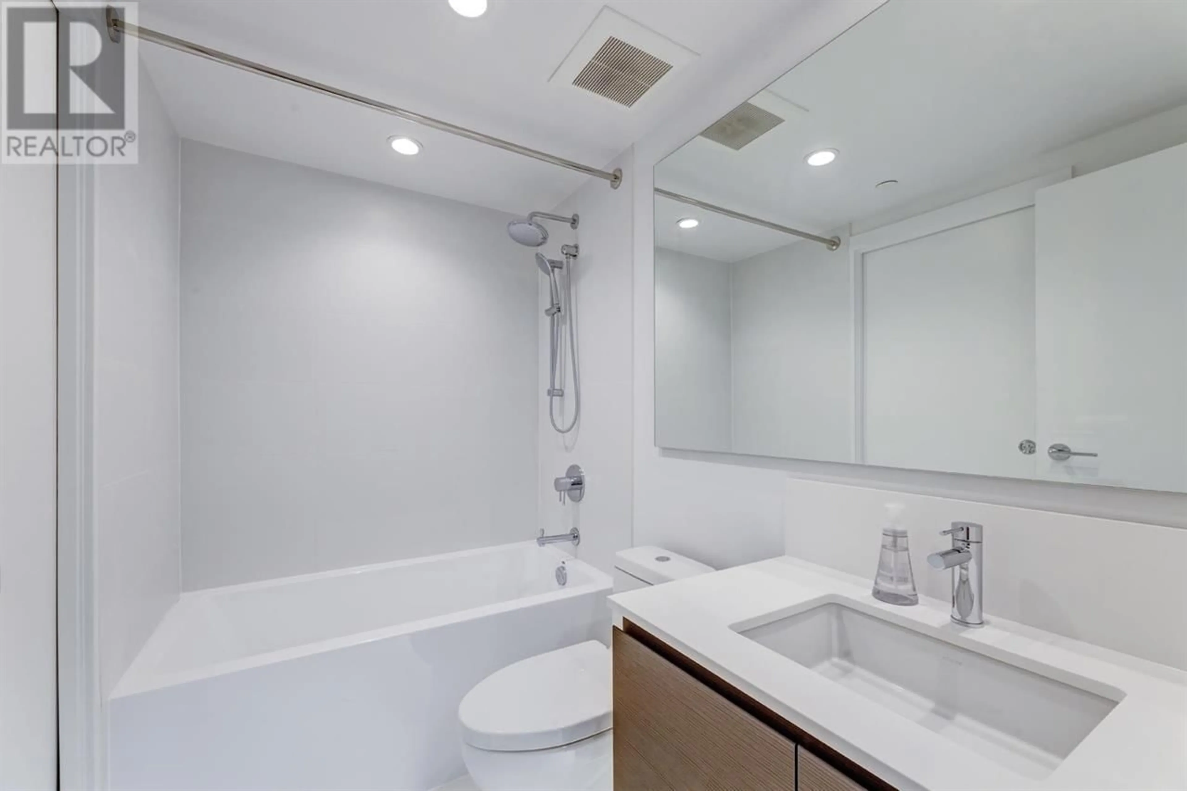 Standard bathroom, unknown for 602 - 6900 PEARSON WAY, Richmond British Columbia V7C0C9