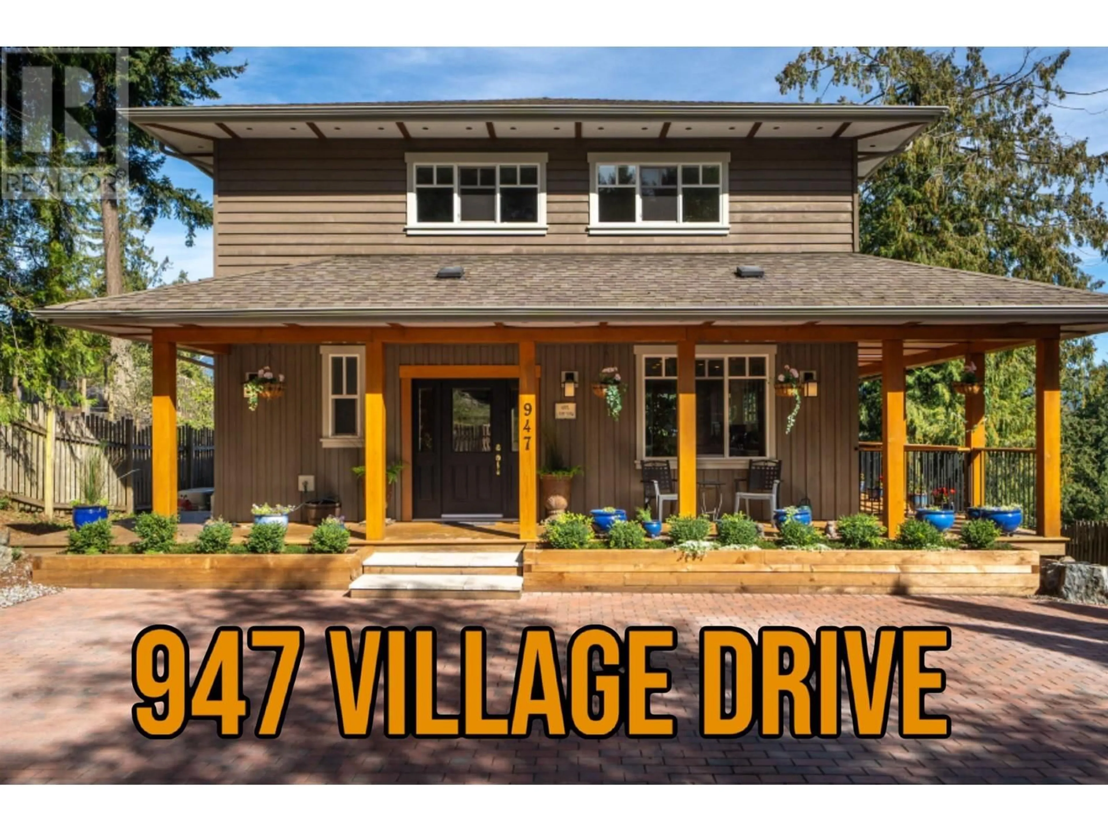 Home with vinyl exterior material, street for 947 VILLAGE DRIVE, Bowen Island British Columbia V0N1G1